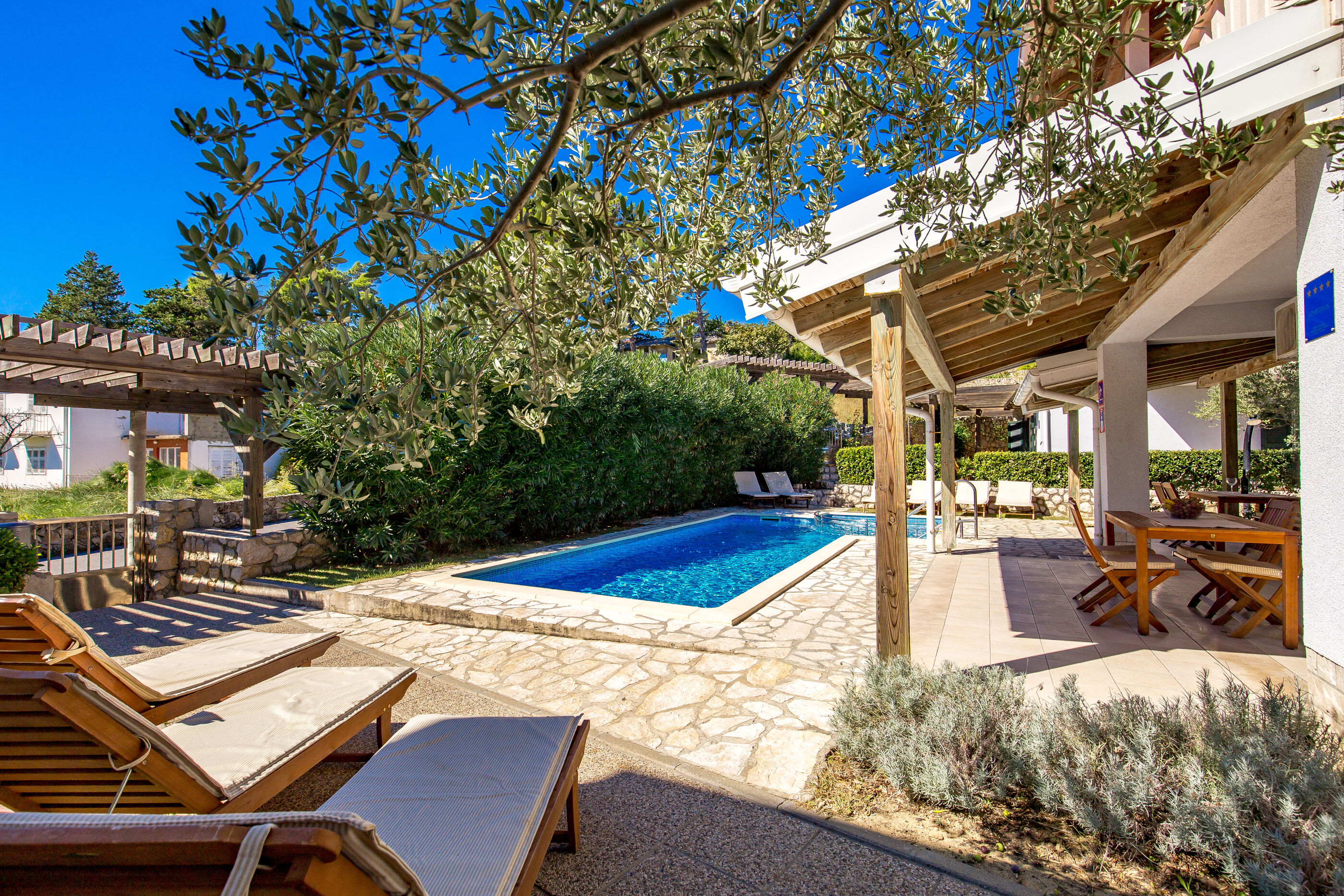 Apartments Pavica A2