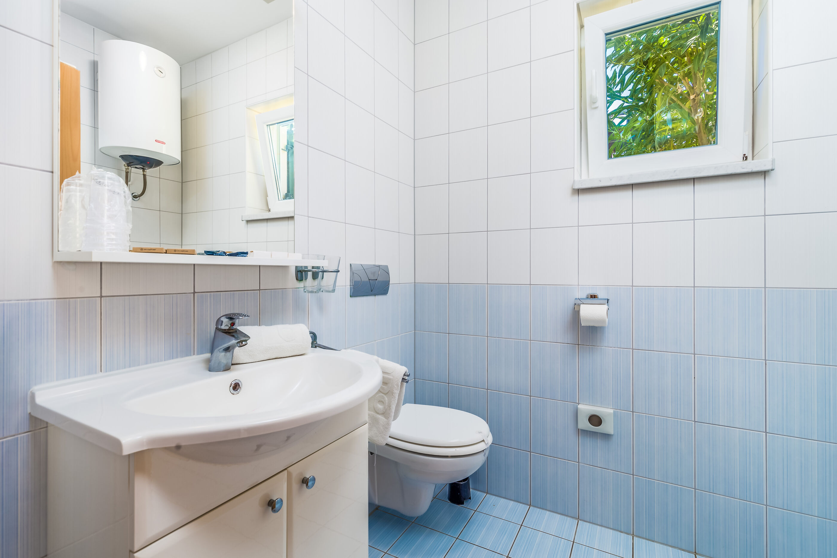 Apartments Mihaela A2