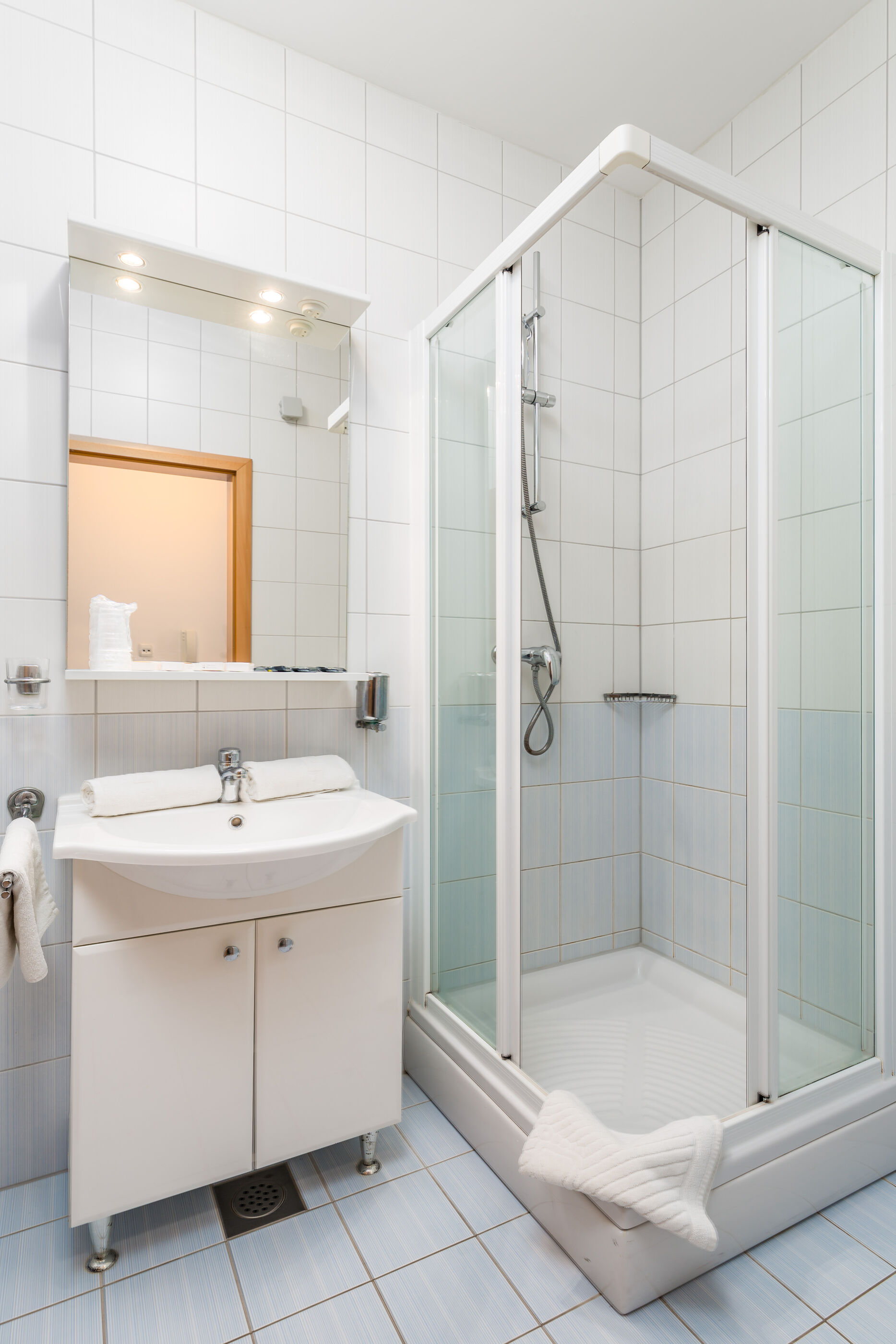 Apartments Mihaela 15091-A3