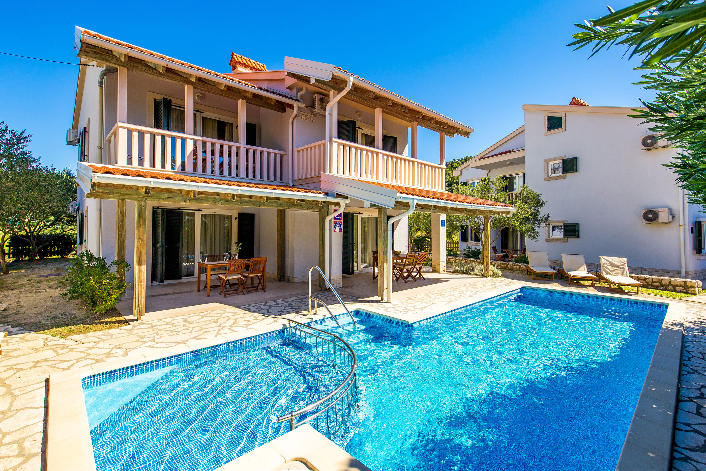 Apartments Mihaela A2