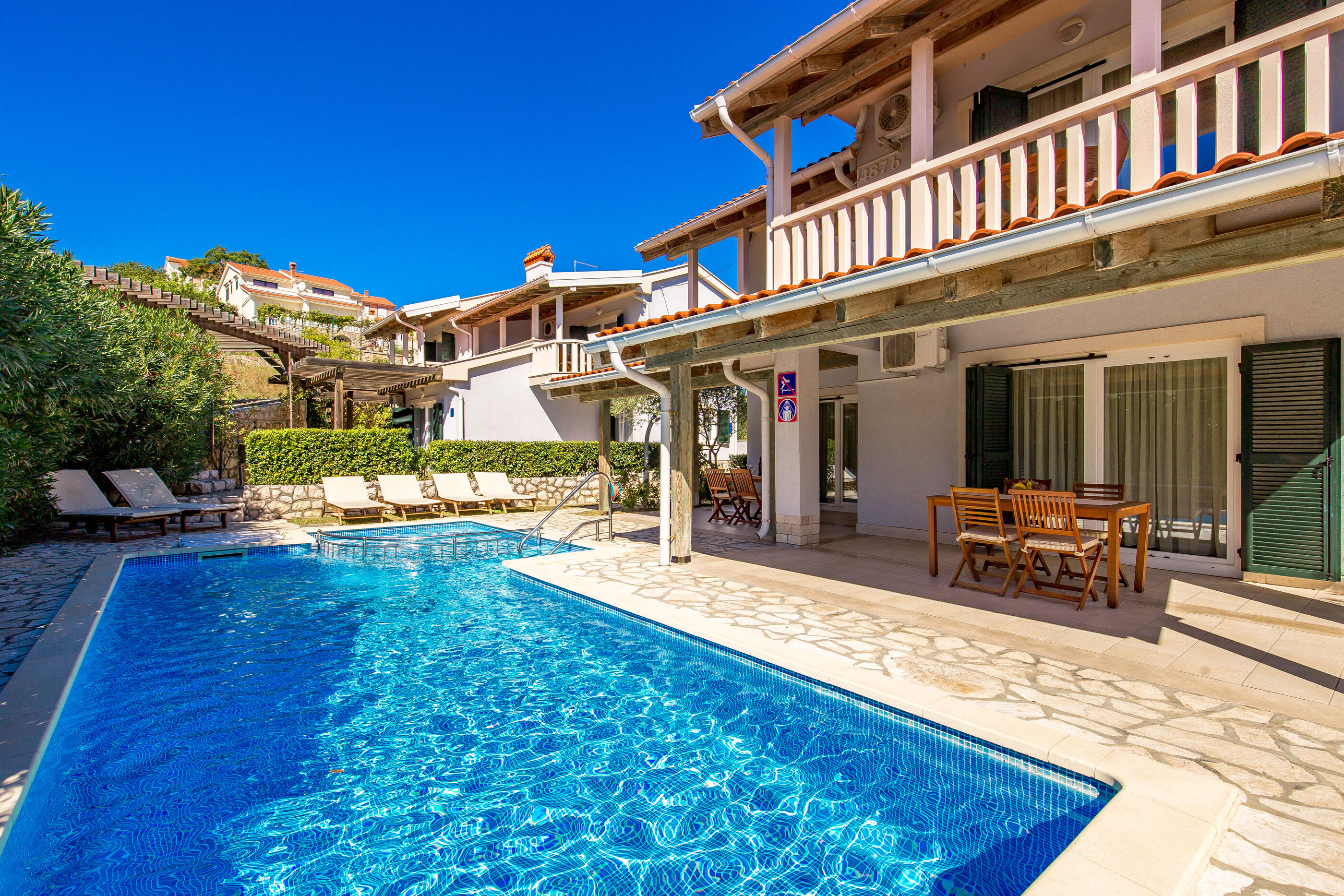 Apartments Mihaela A2