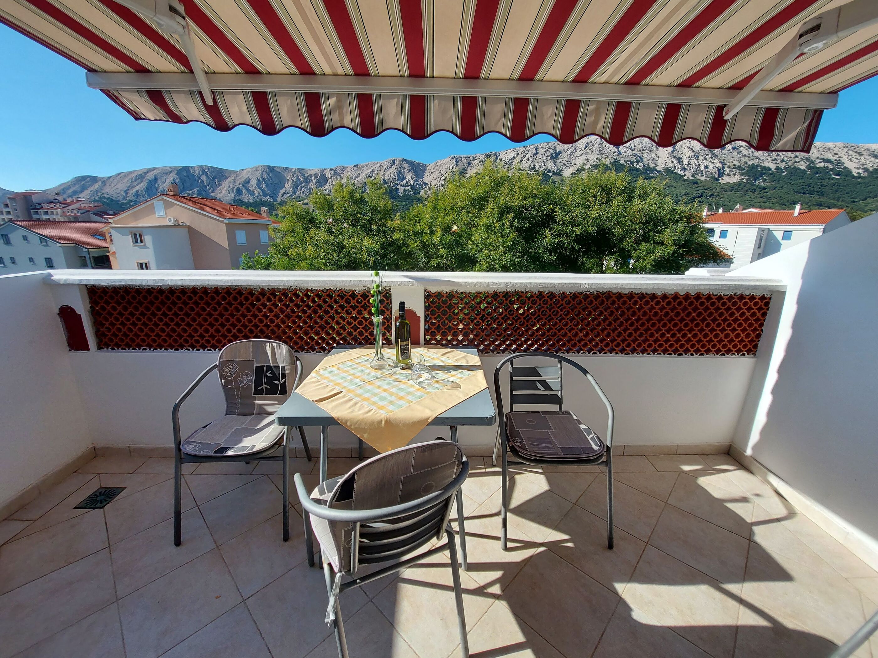 Apartments Istria Baska 77772-A1
