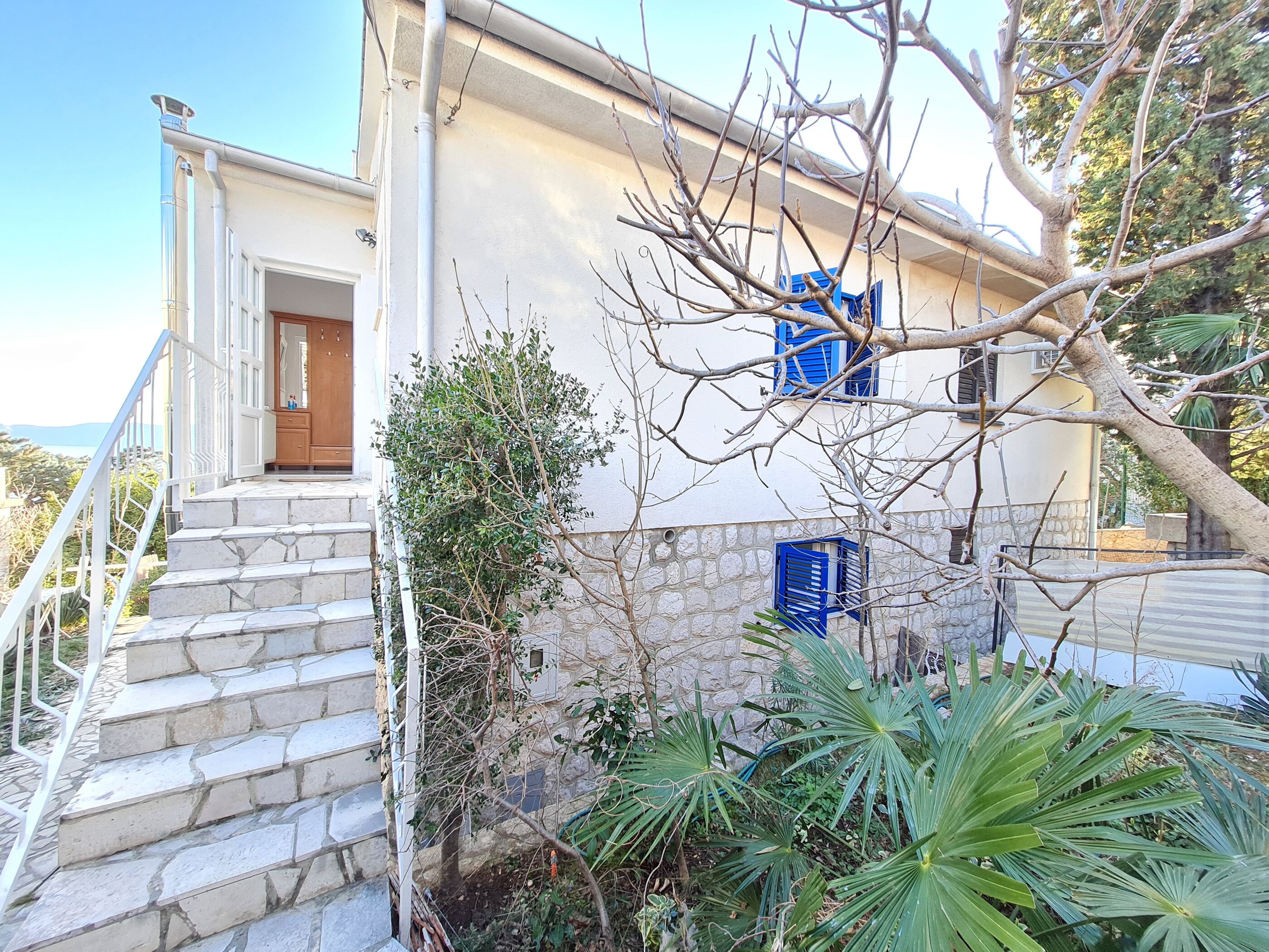 Apartments Levant 83881-A1