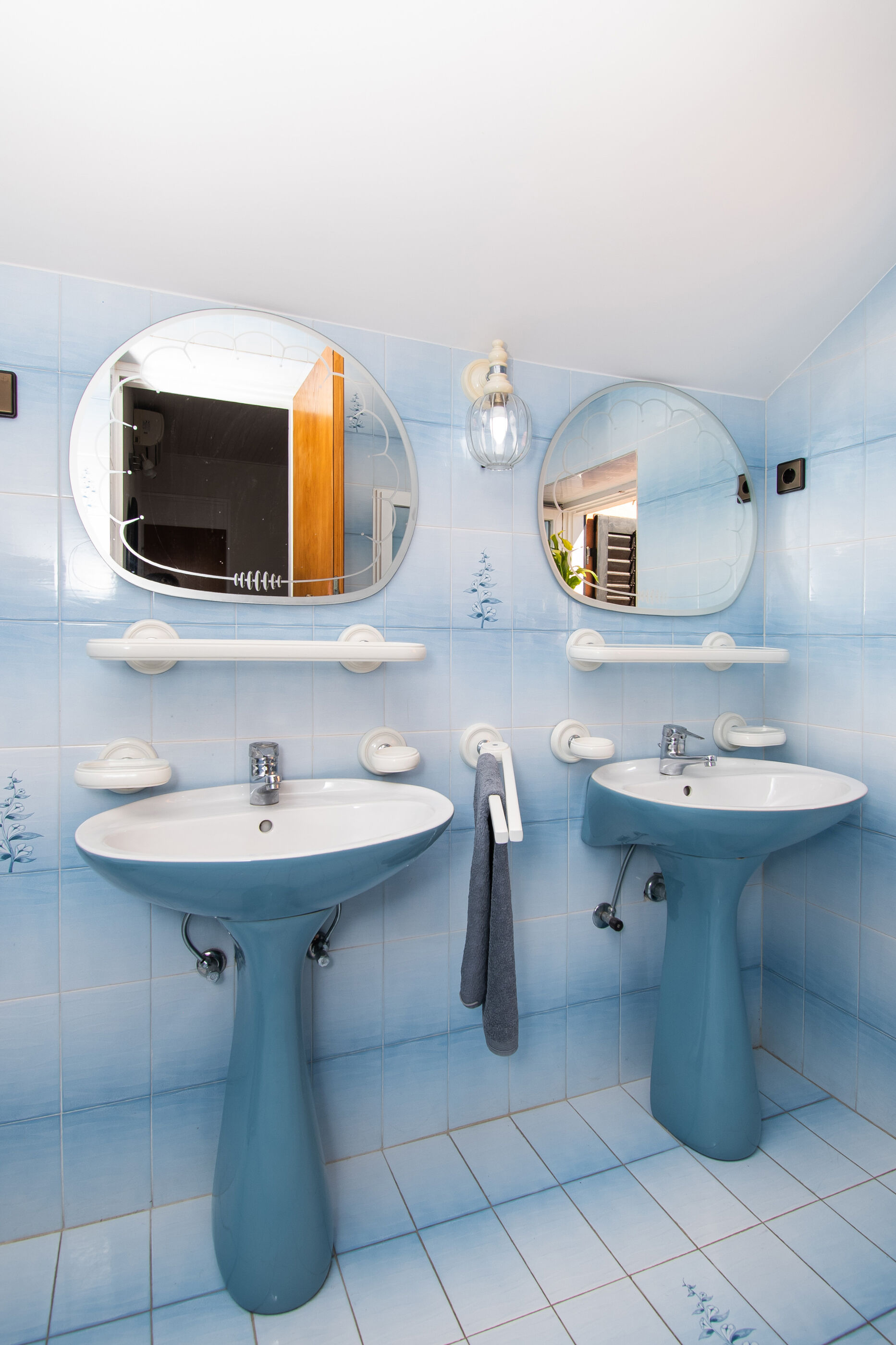 Apartments and Room Agiss with pool 83371-S1