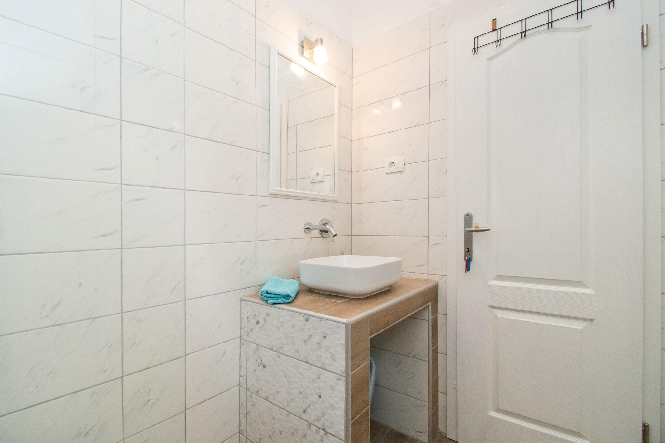 Apartments Vinka 76891-A1
