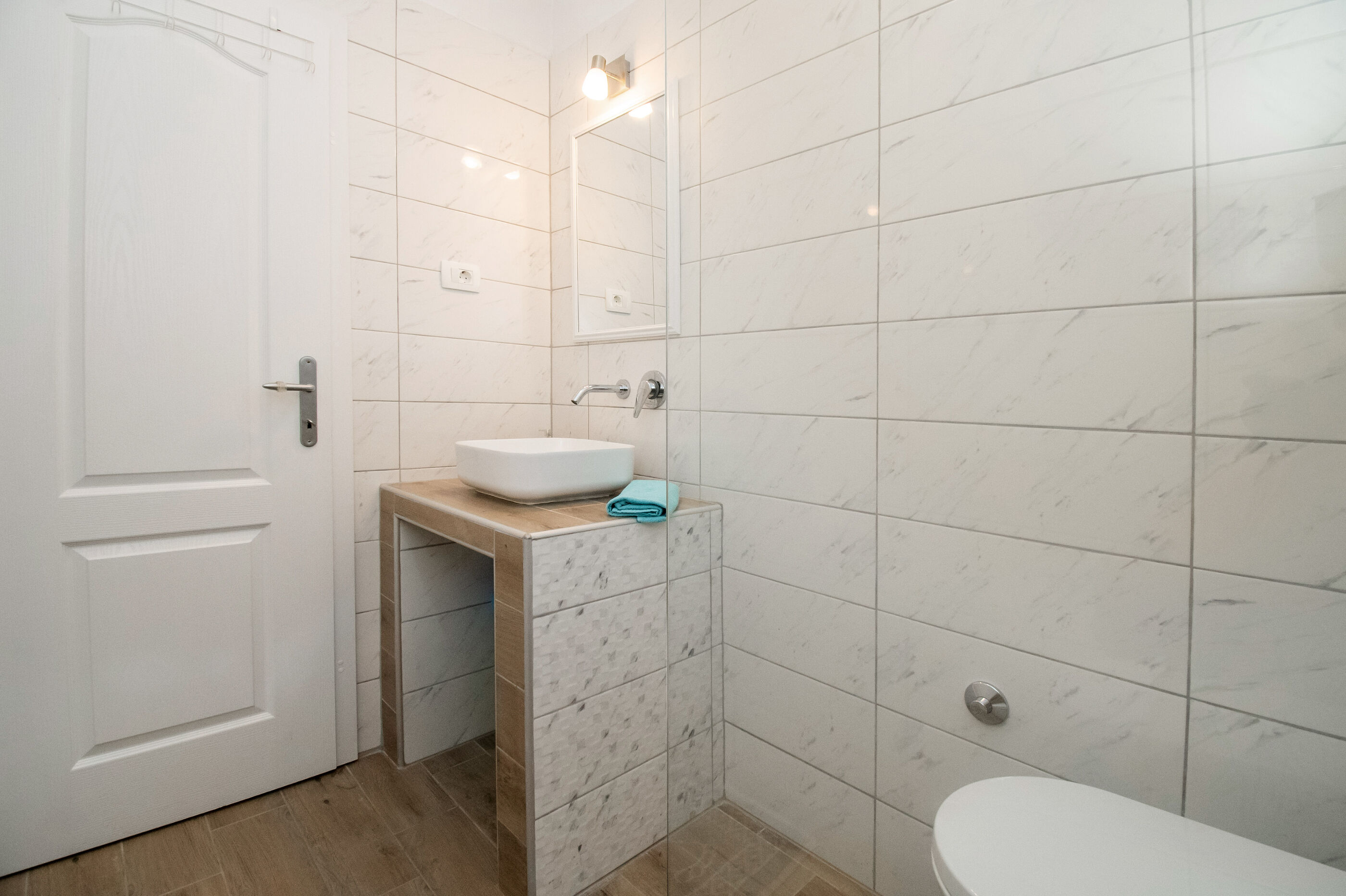 Apartments Vinka 76891-A1