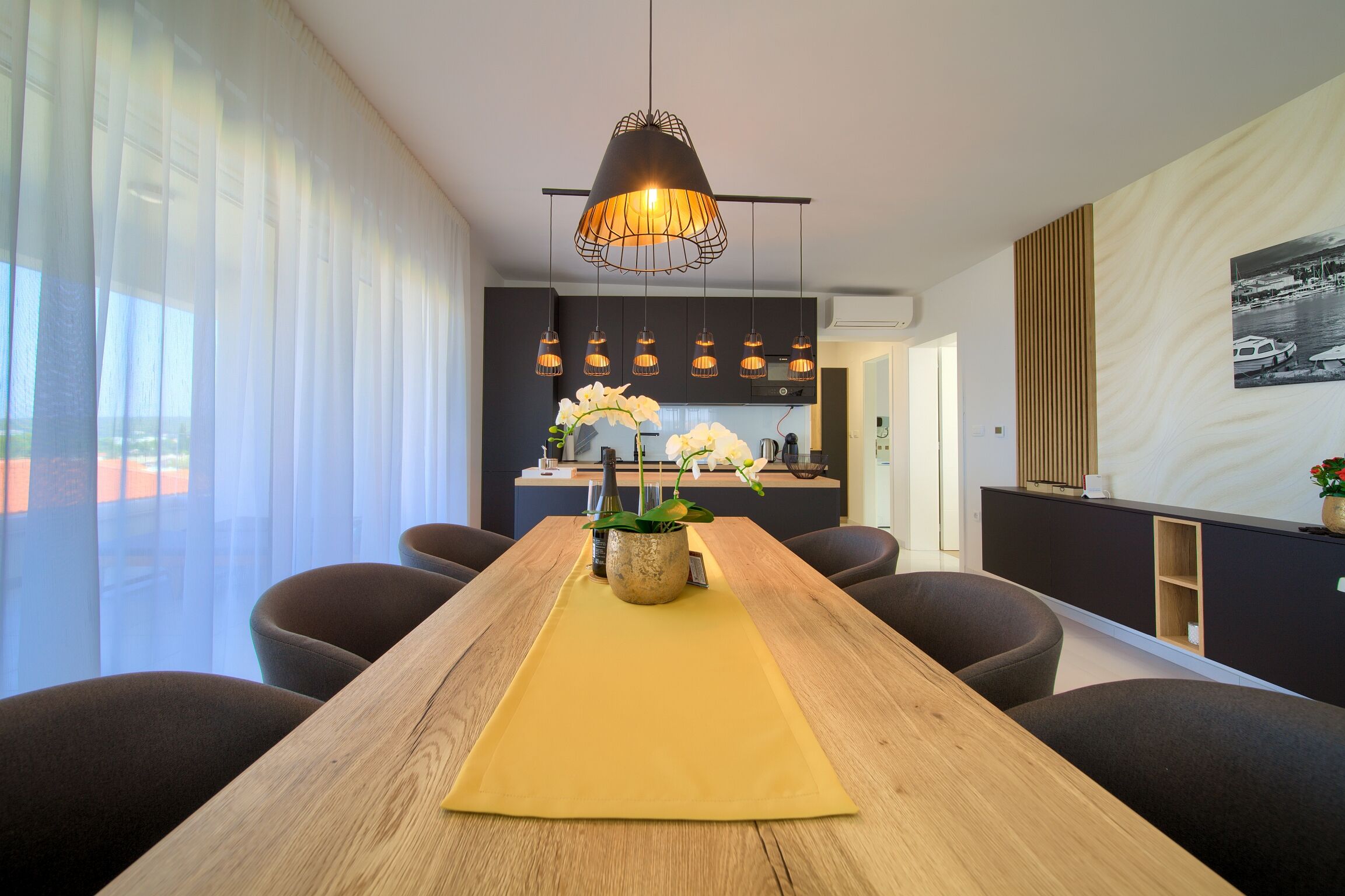 Apartment Crystal Aura 2 62079-A1