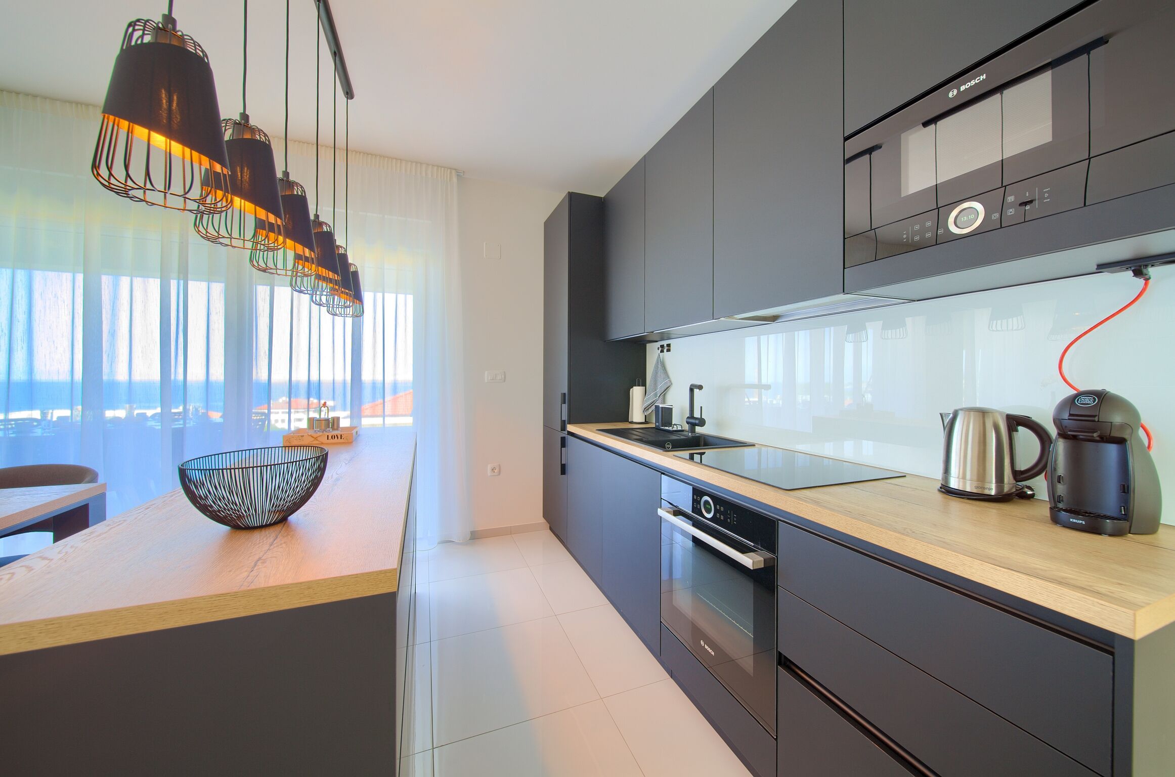Apartment Crystal Aura 2 62079-A1