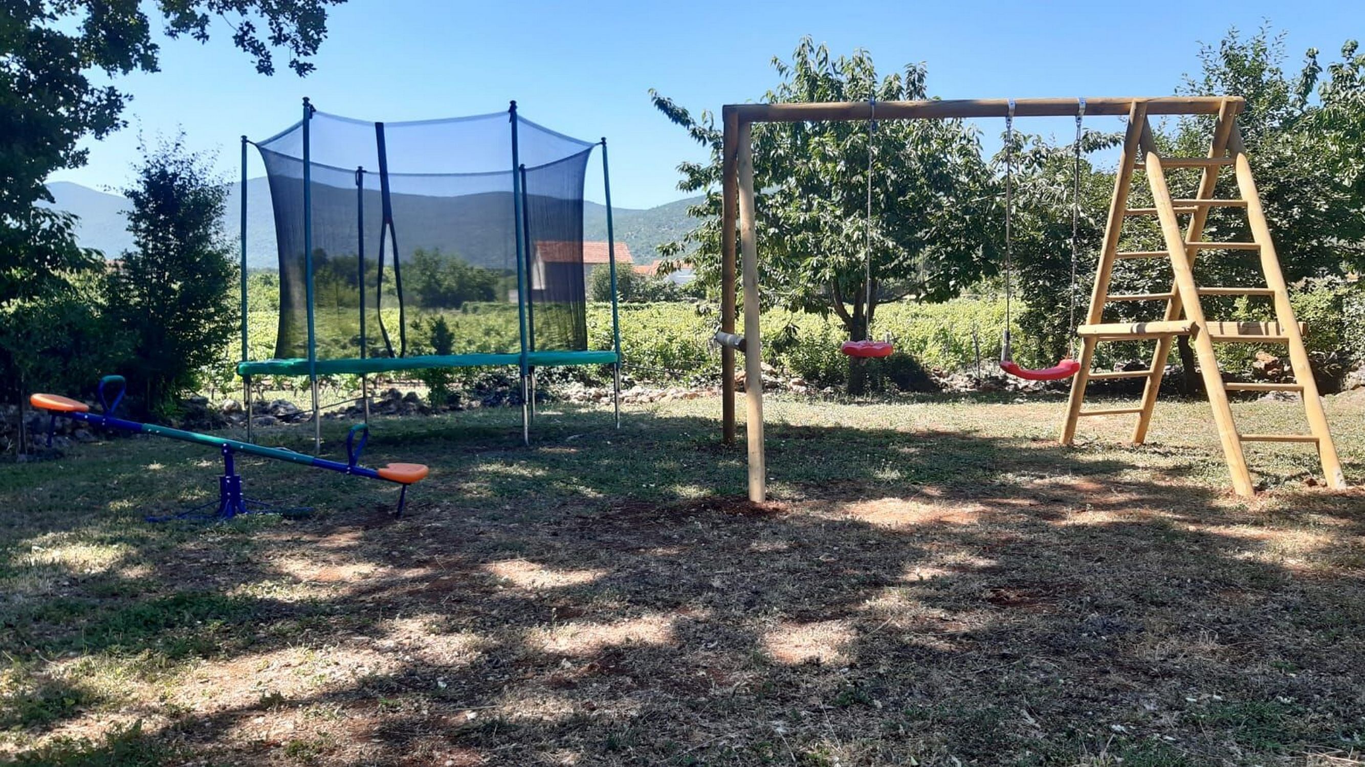 House Mali dvori 81161-K1