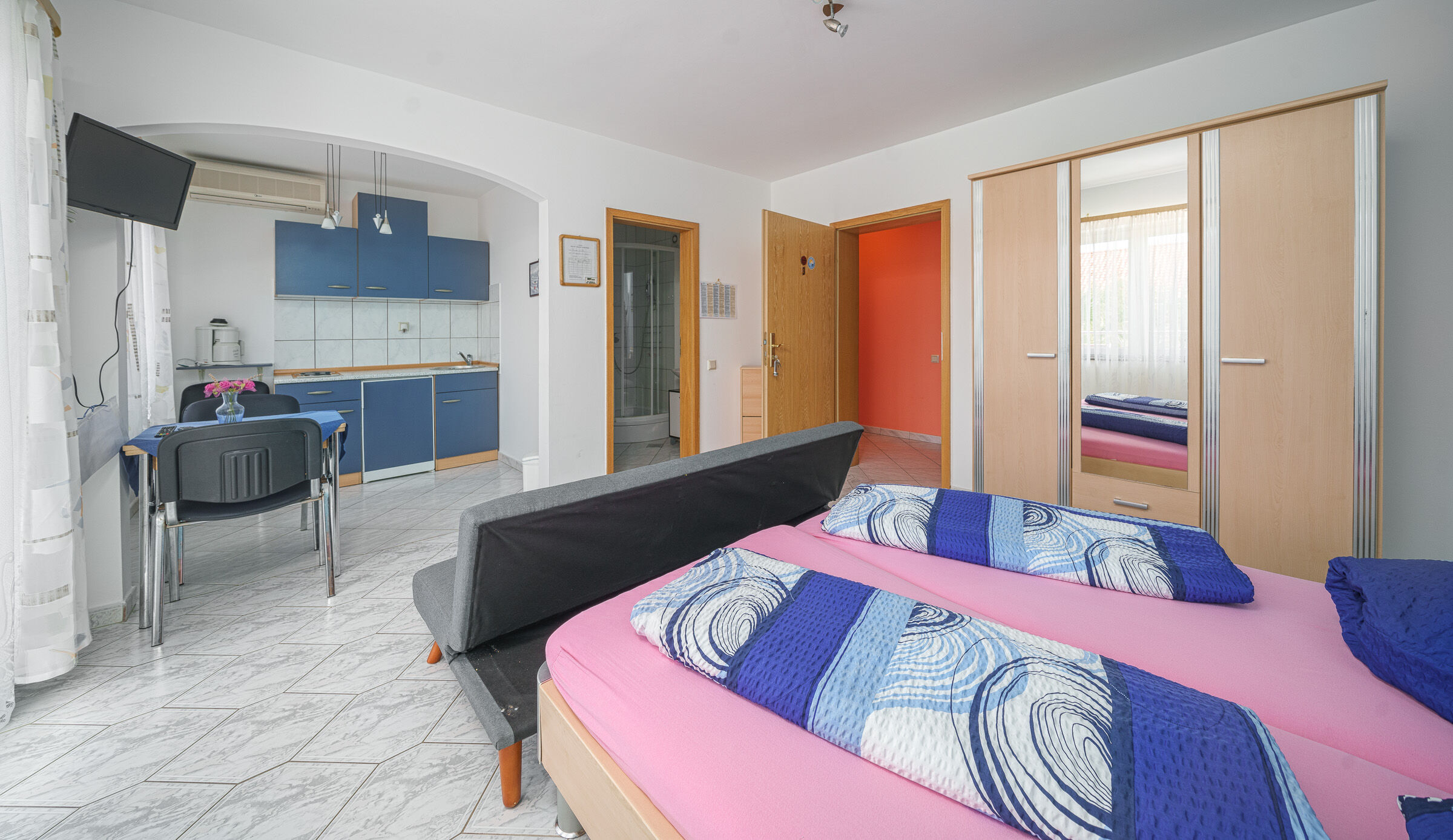 Apartments Milka 11361-A1