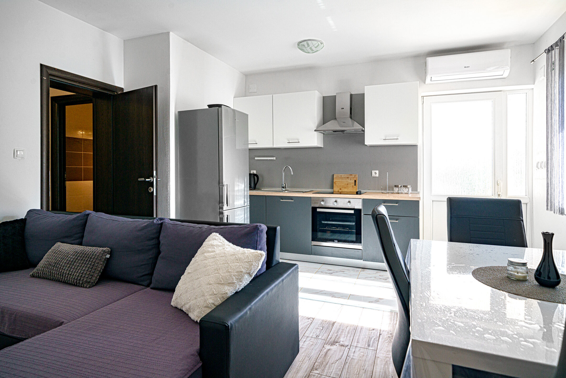 Apartments Zinfandel Vodice 71611-A1