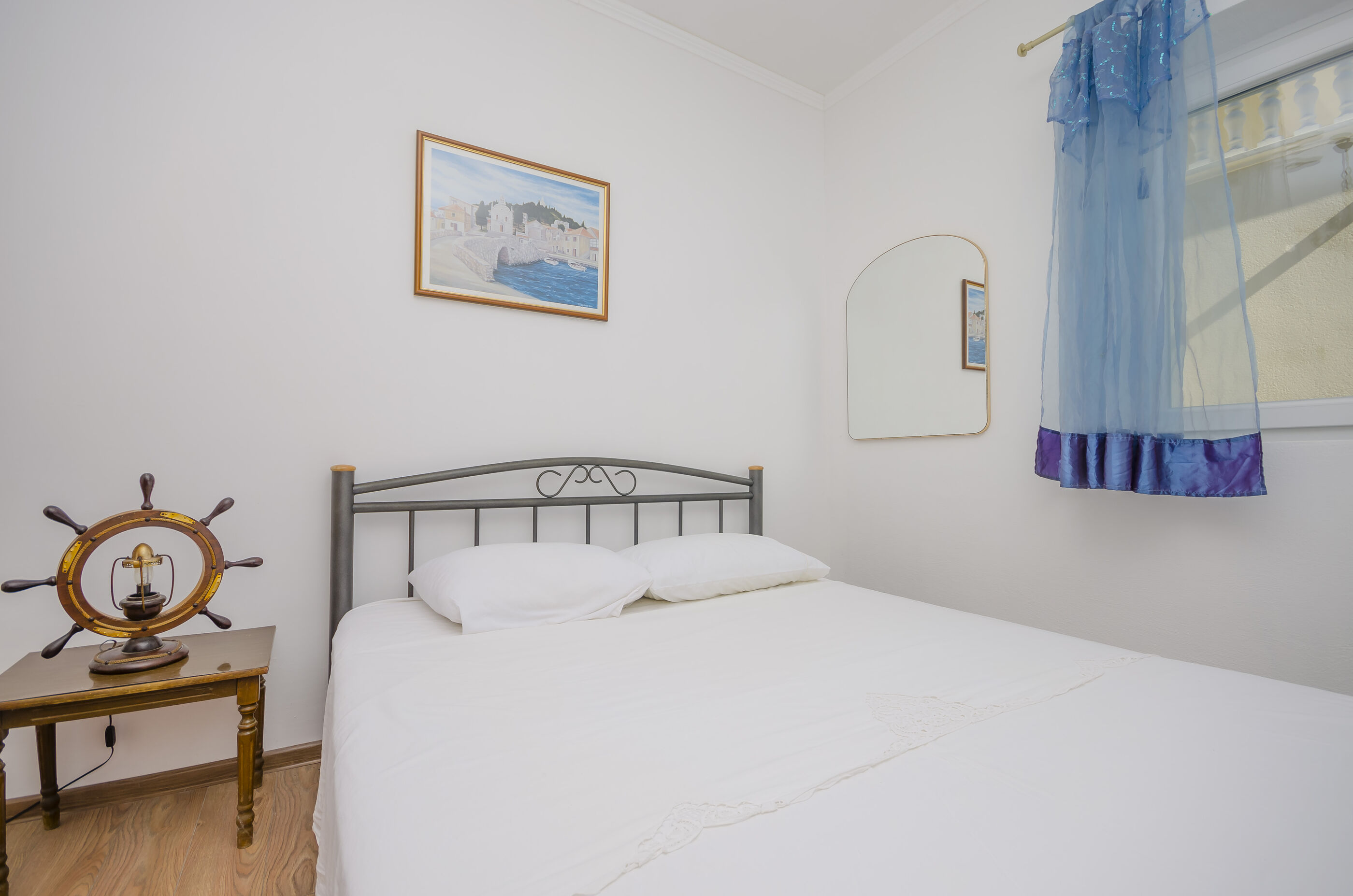 Apartment By the sea 83561-A1