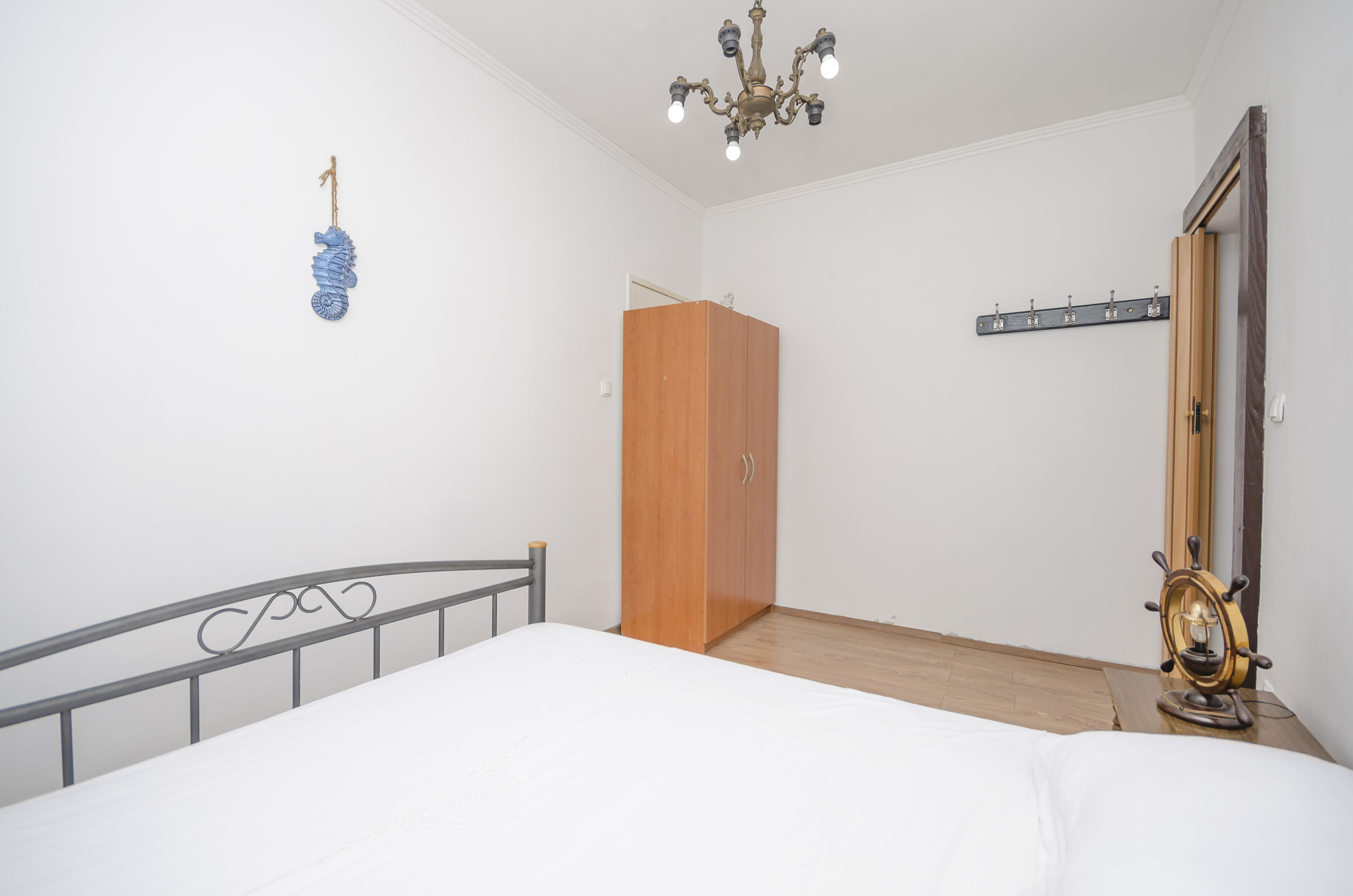 Apartment By the sea 83561-A1