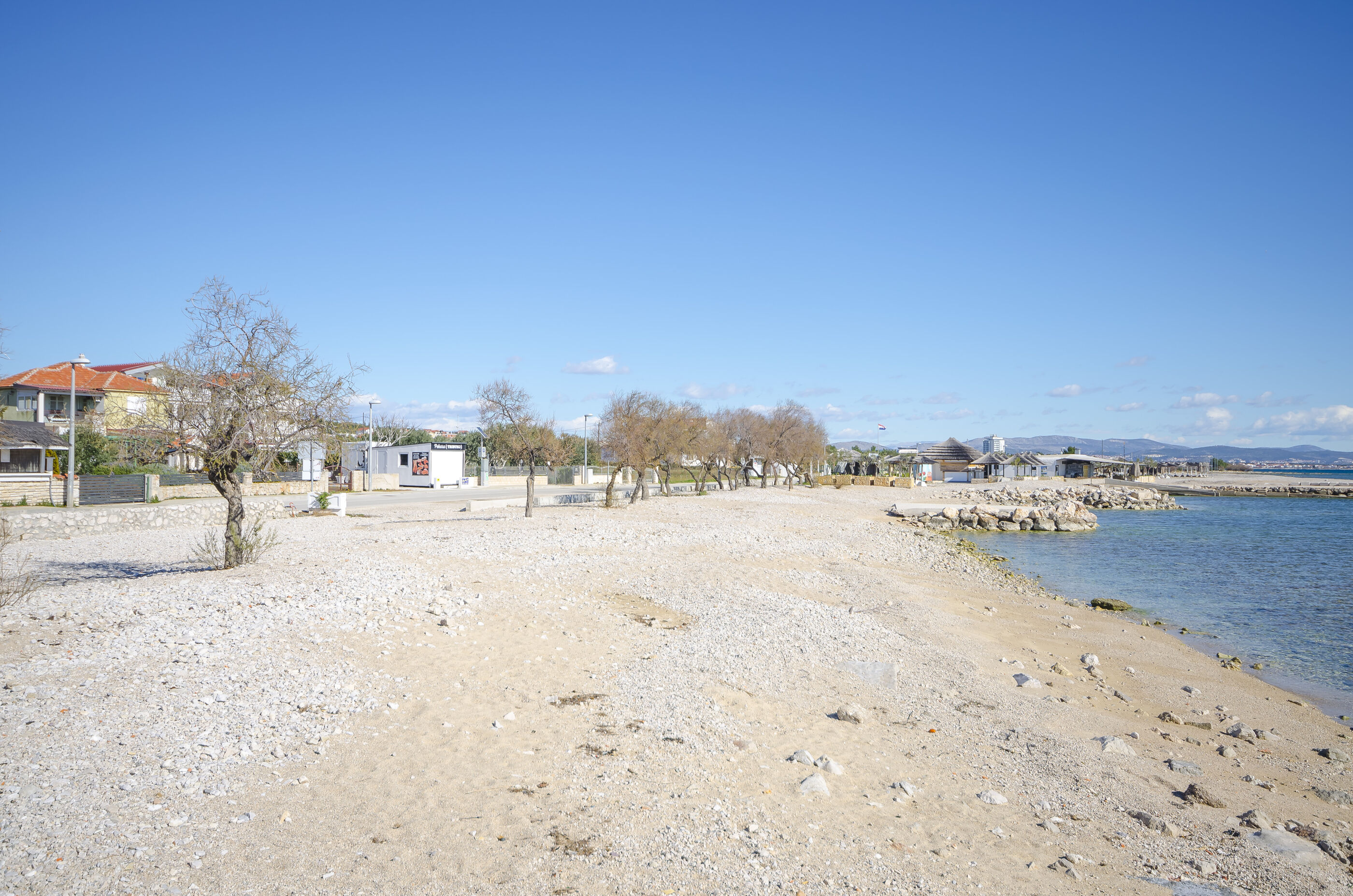 Apartment By the sea 83561-A2