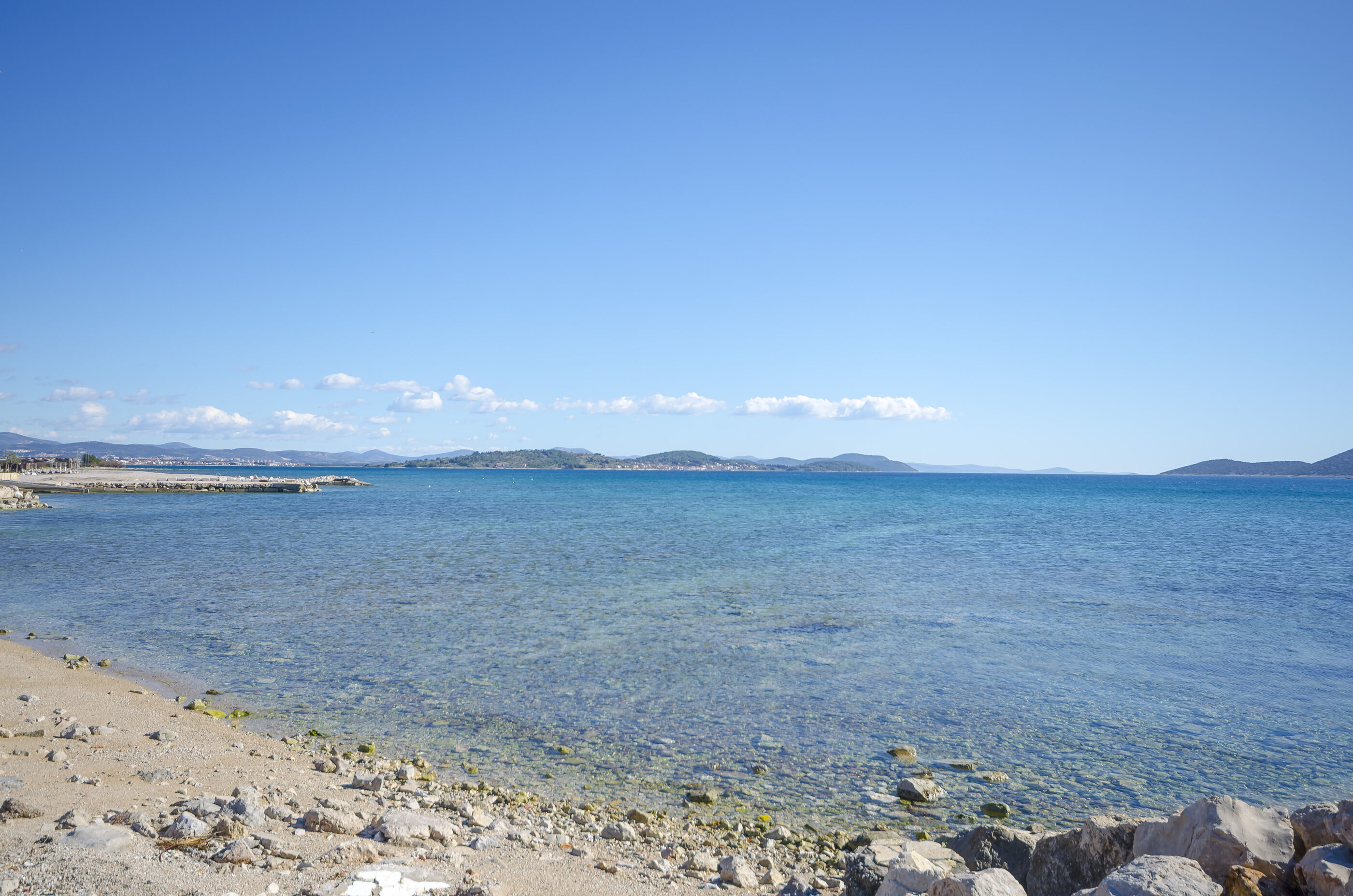 Apartment By the sea 83561-A2