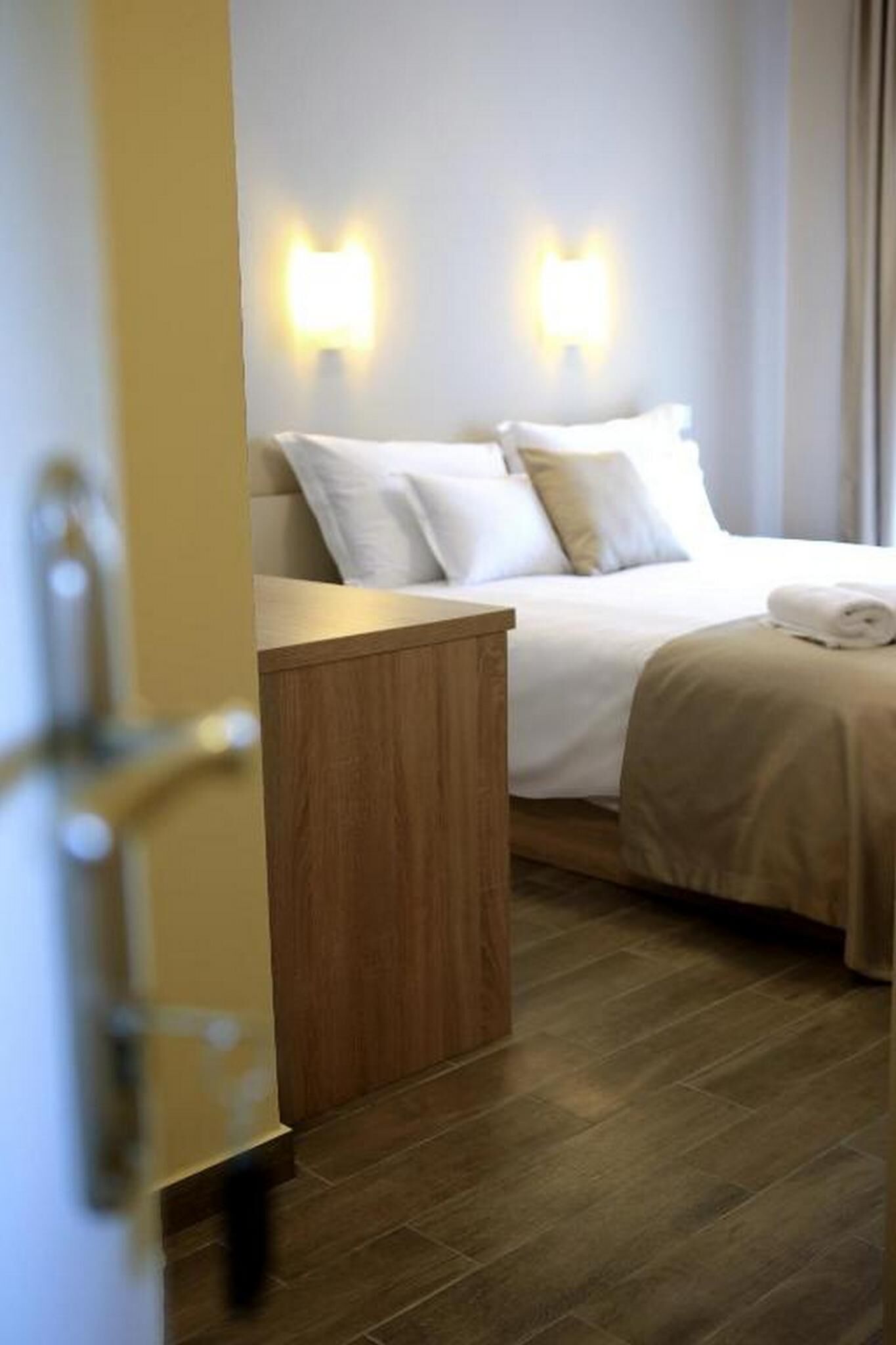 Room Ave Maria 84052-S1
