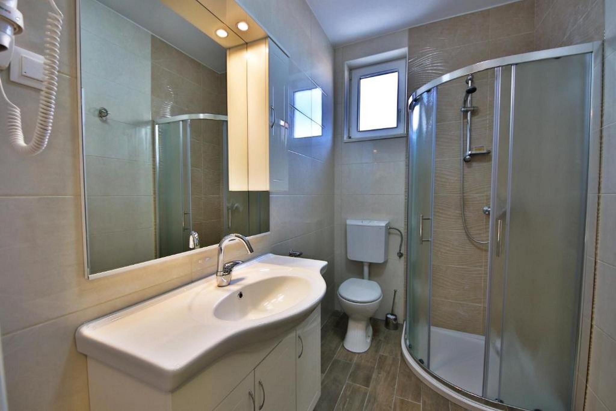 Room Ave Maria 84052-S3