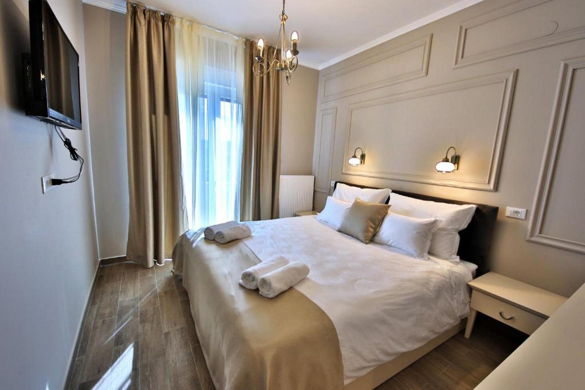 Room Ave Maria S1