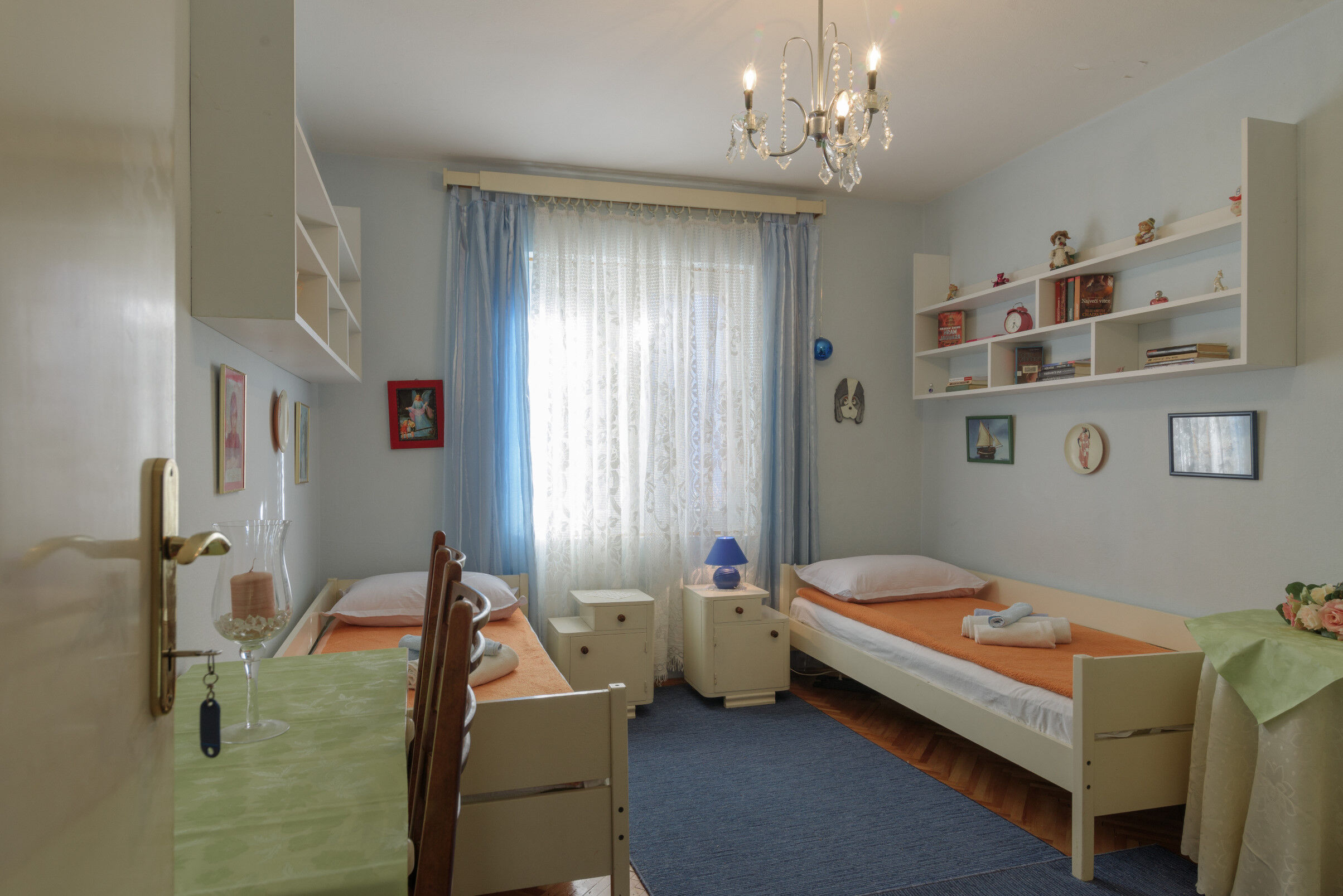 Rooms Mirjana 53882-S2