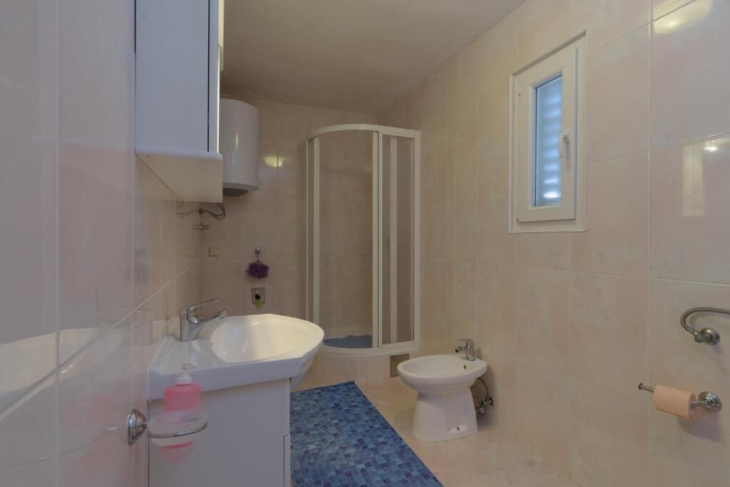 Rooms Mirjana 53882-S3