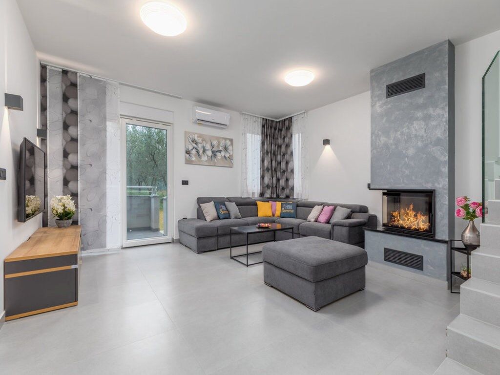 Villa Grande T&D 74185-K1