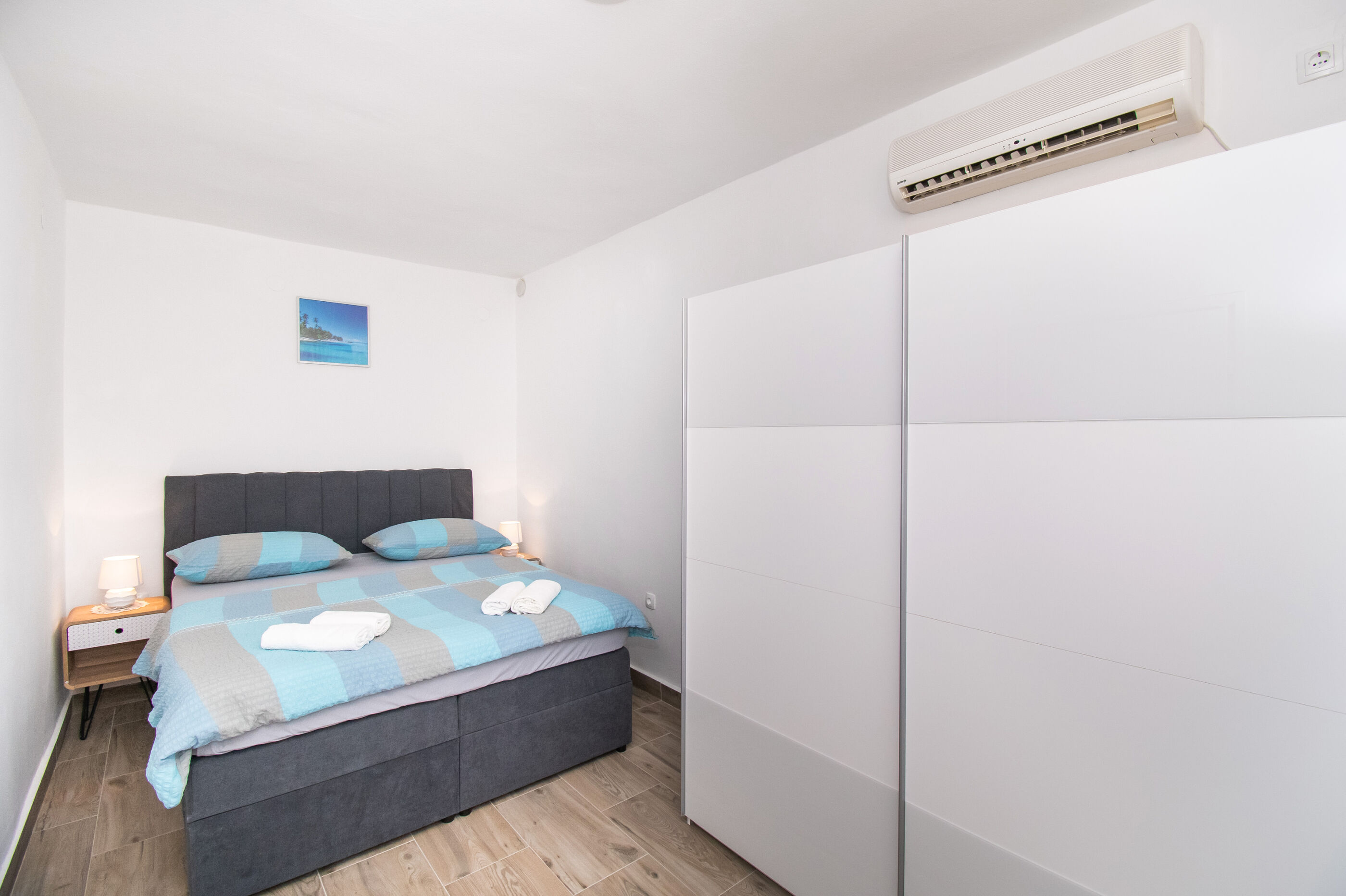 Apartments Rada 26811-A3