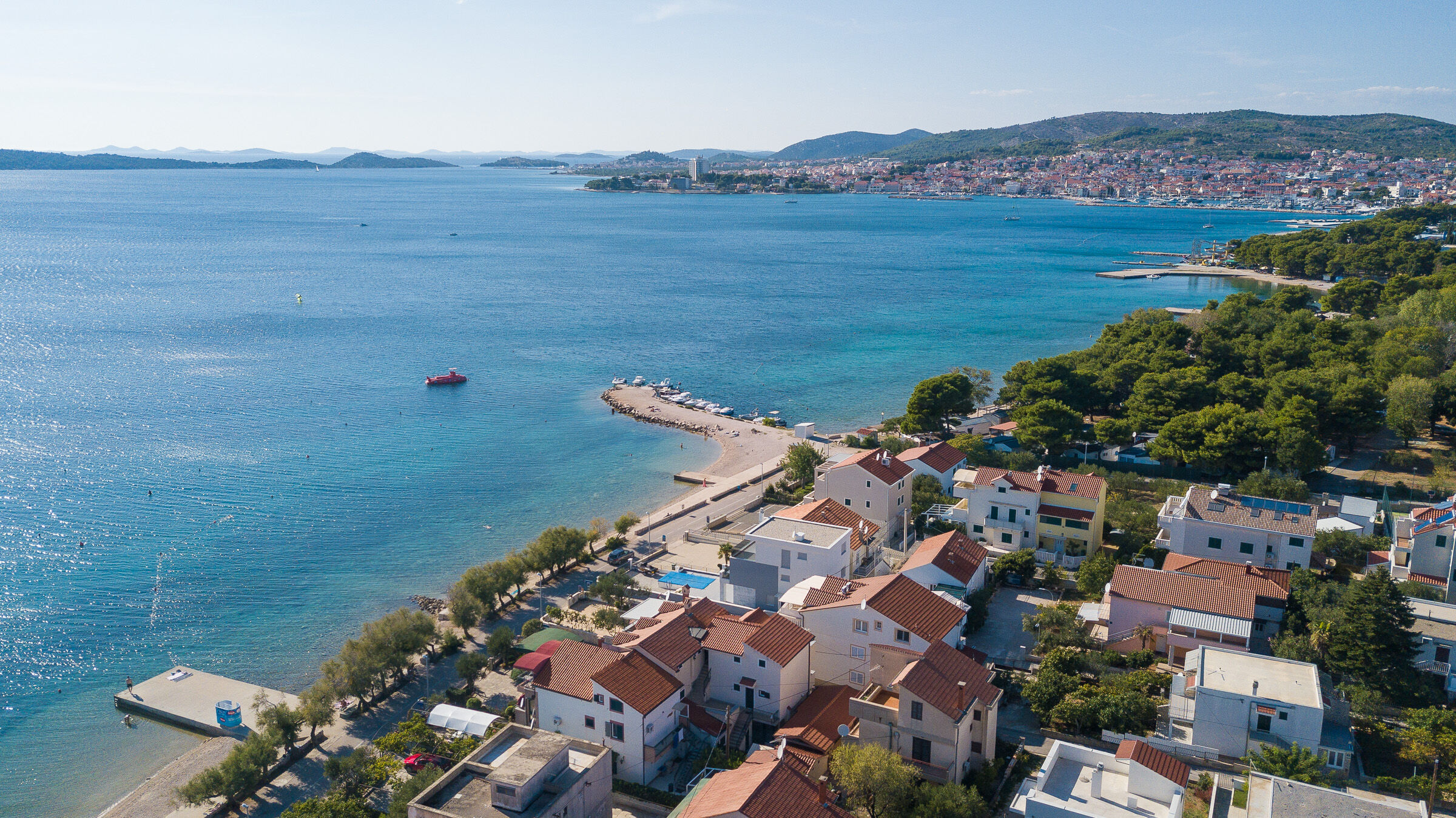 Apartmani Holiday near beach A3