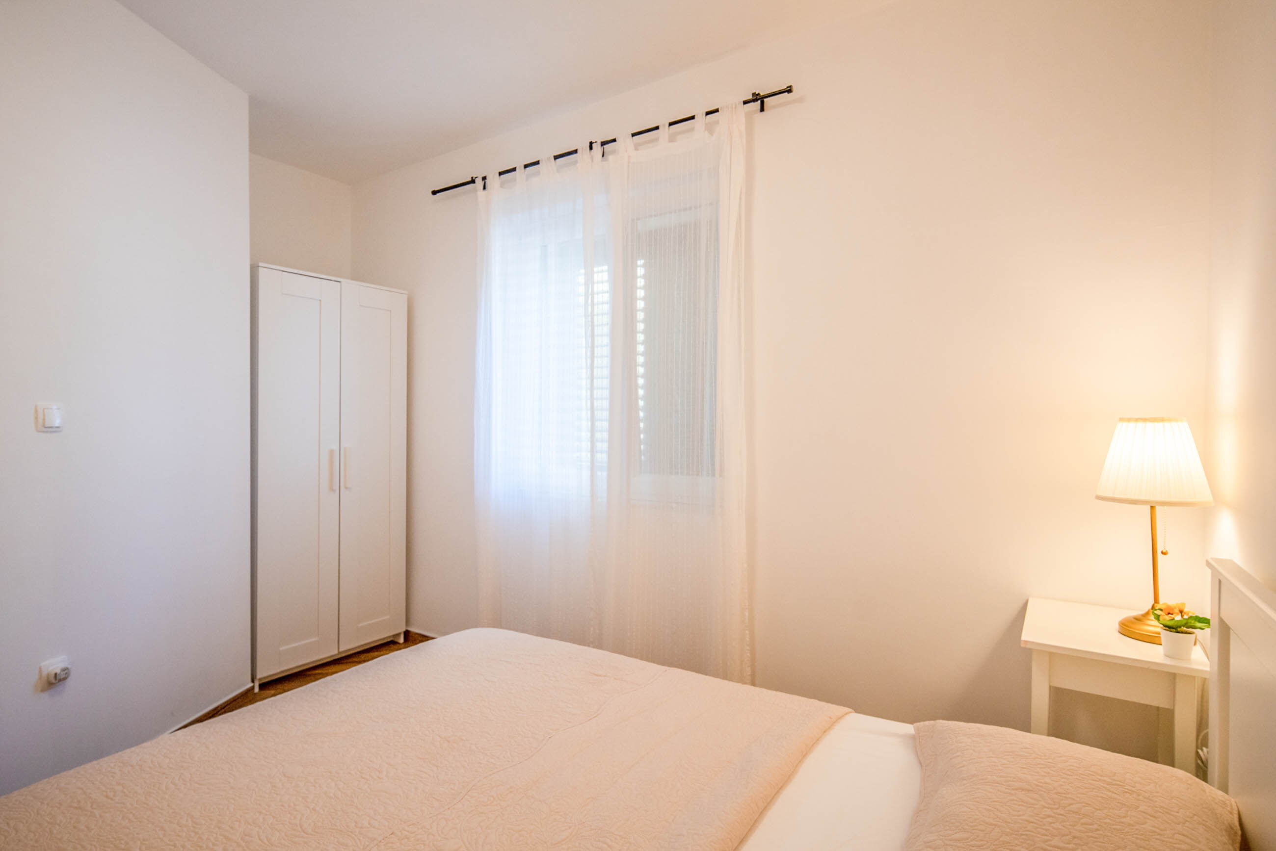 Apartments Zoe 84161-A2