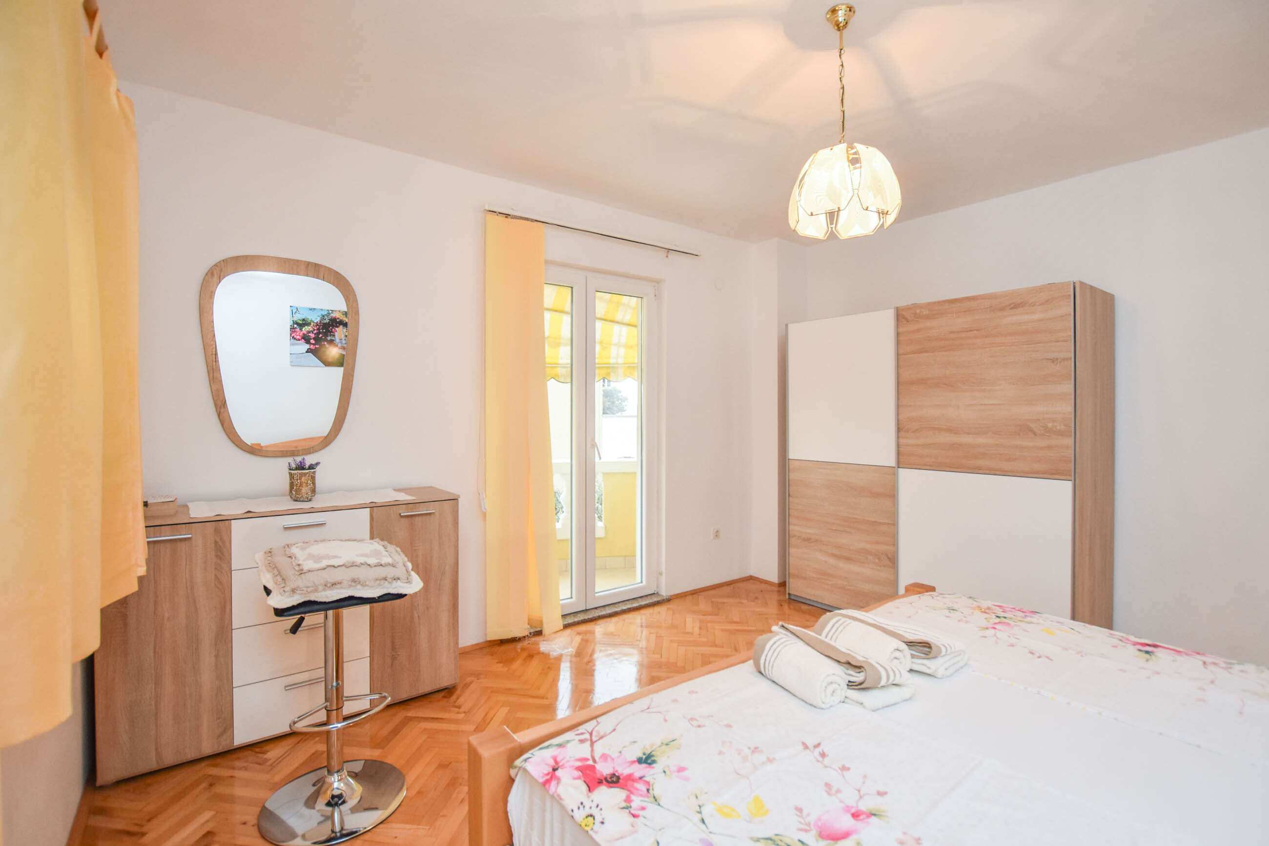 Apartments Dandelion 84281-A1