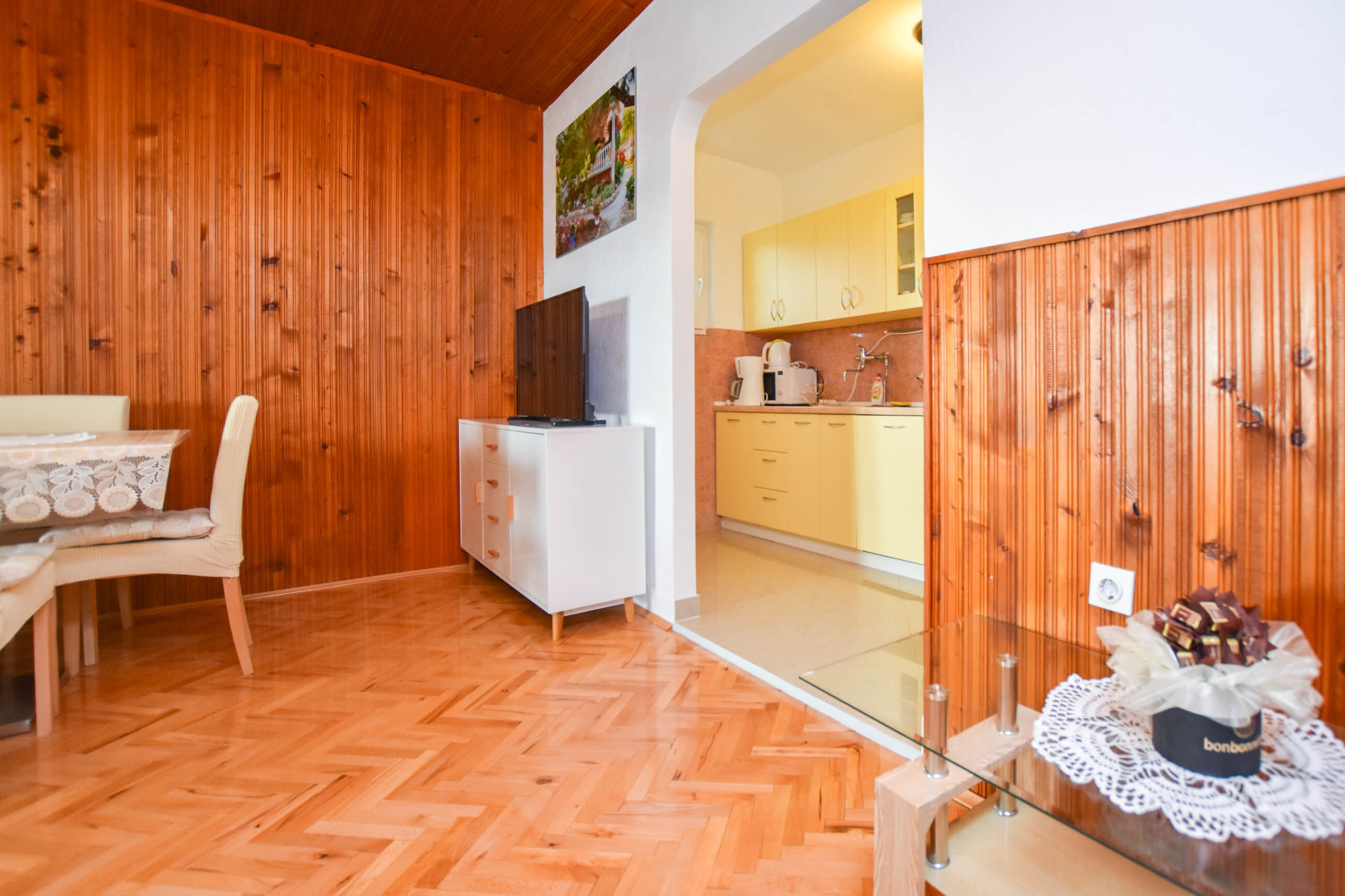 Apartments Dandelion 84281-A1