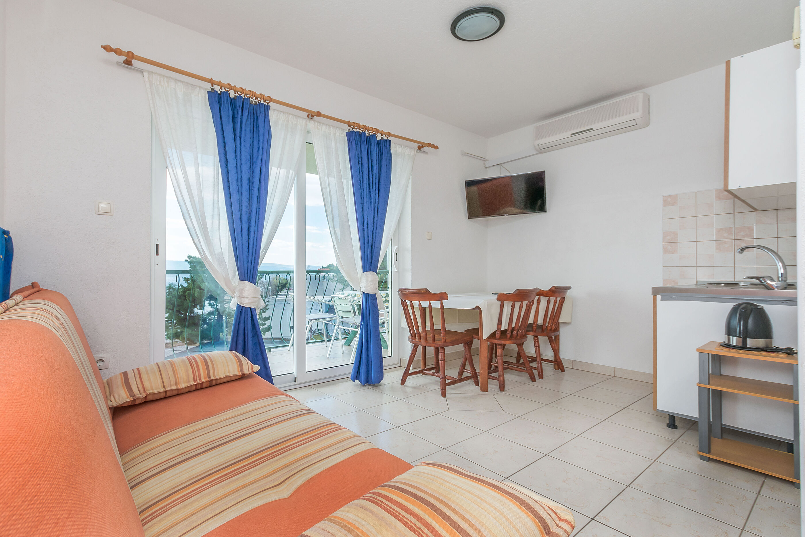 Apartments Mara 84301-A1