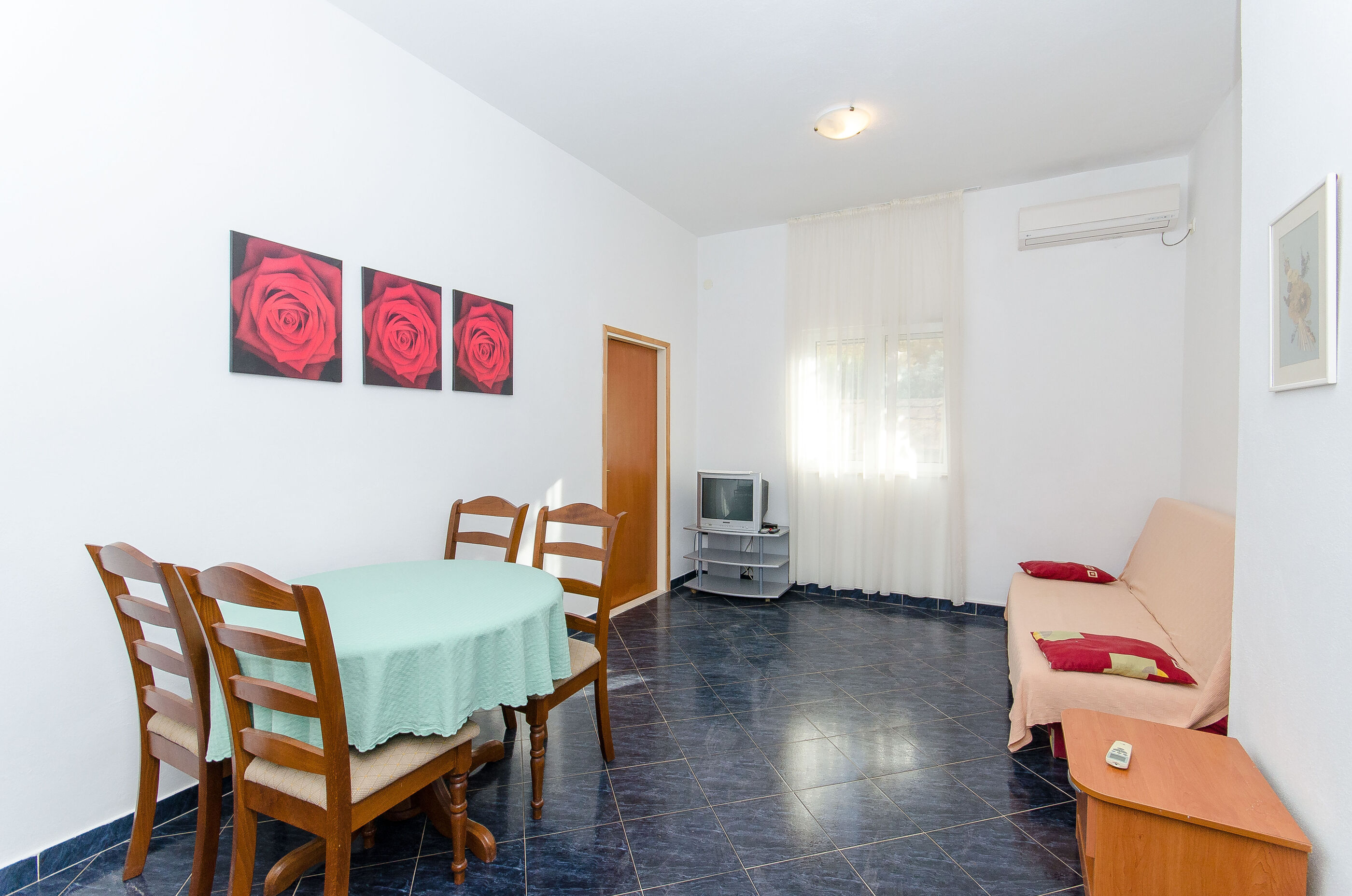Apartments Ivanka 40901-A4