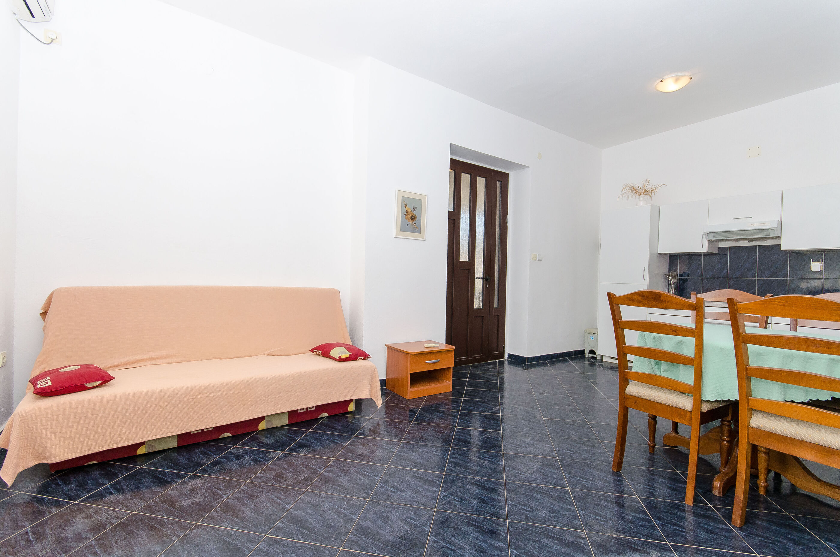 Apartments Ivanka 40901-A4