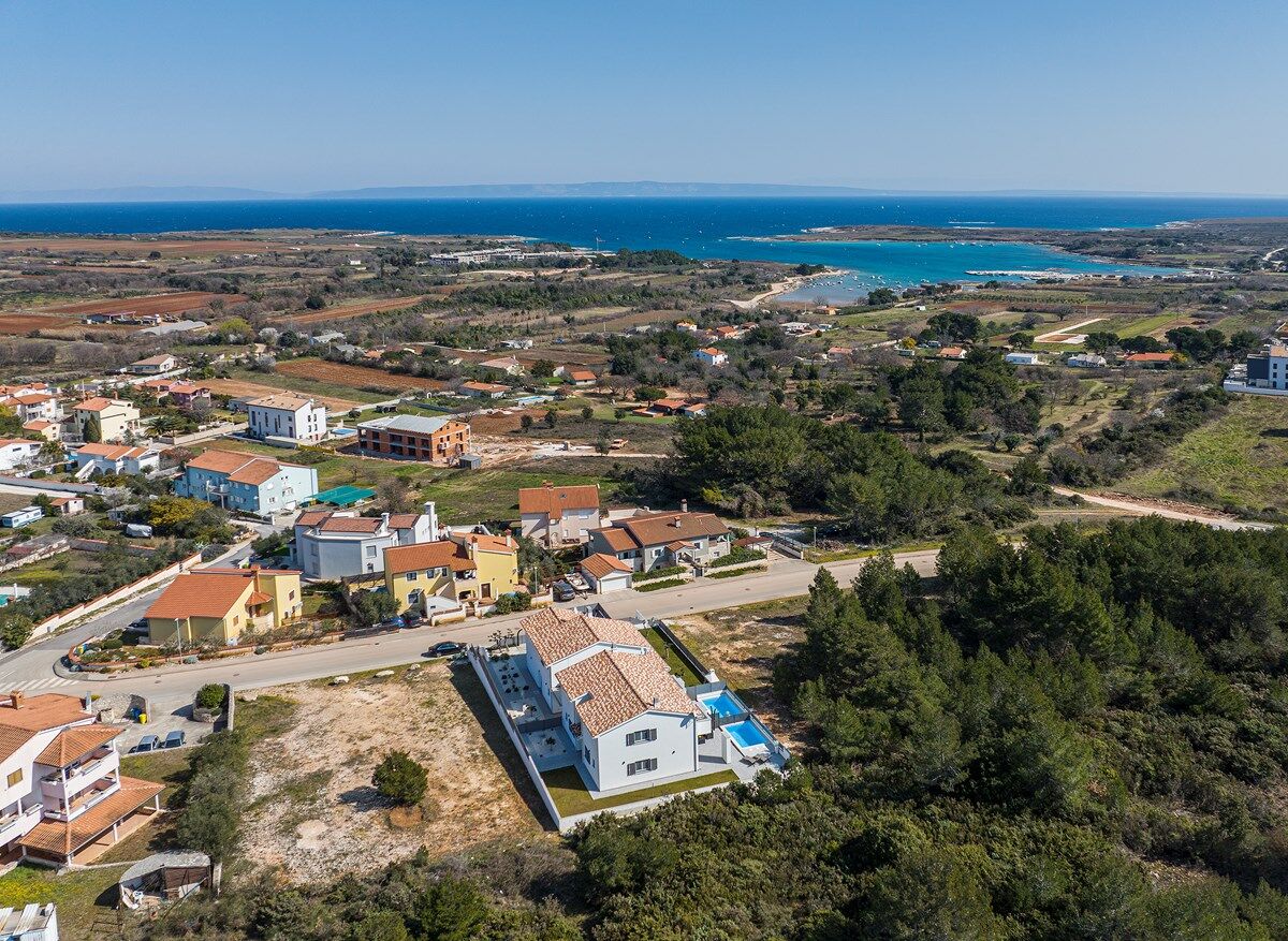 Villa Residence Oli B 74209-K1