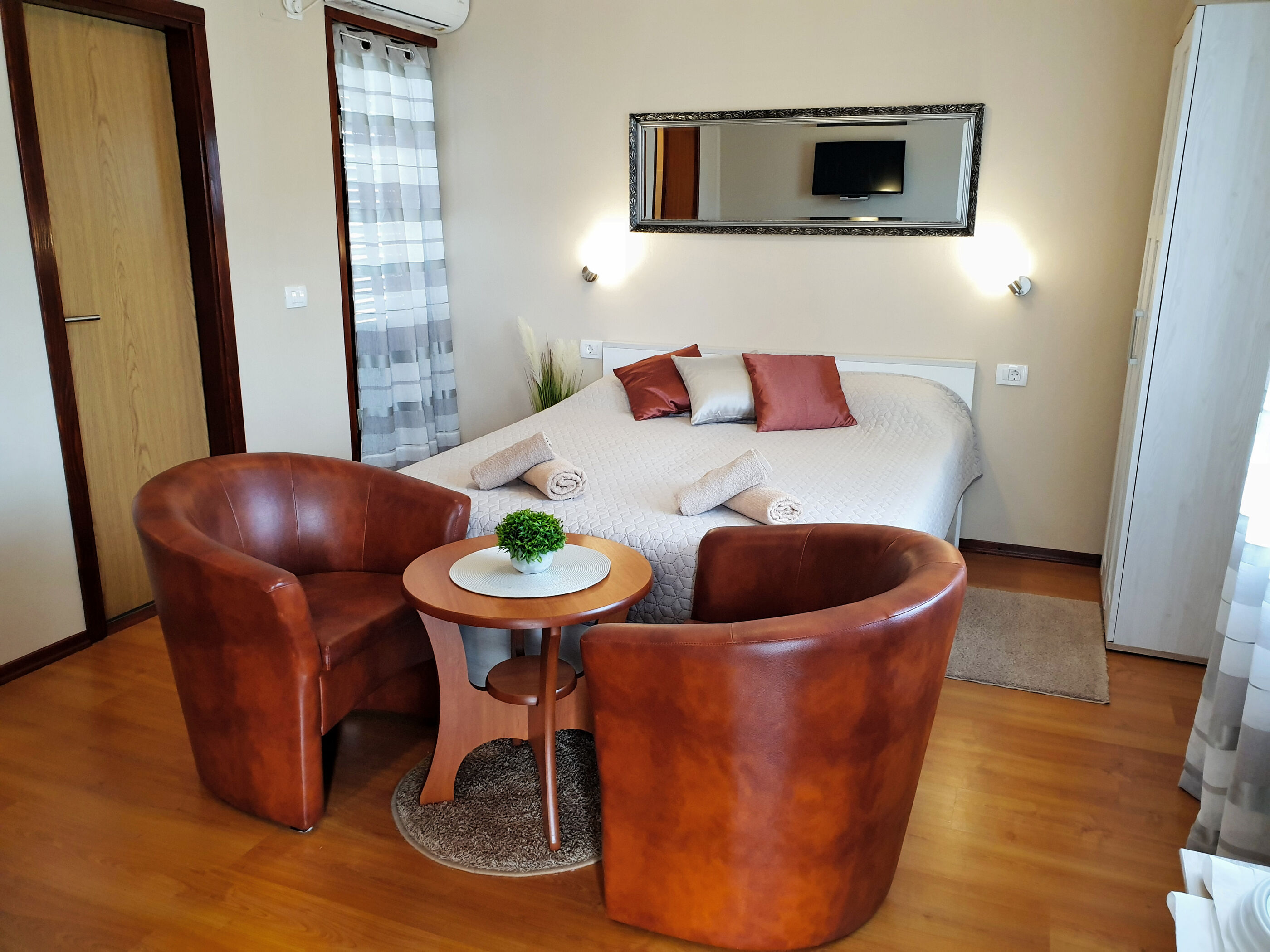Apartments Zrinka 72791-A1