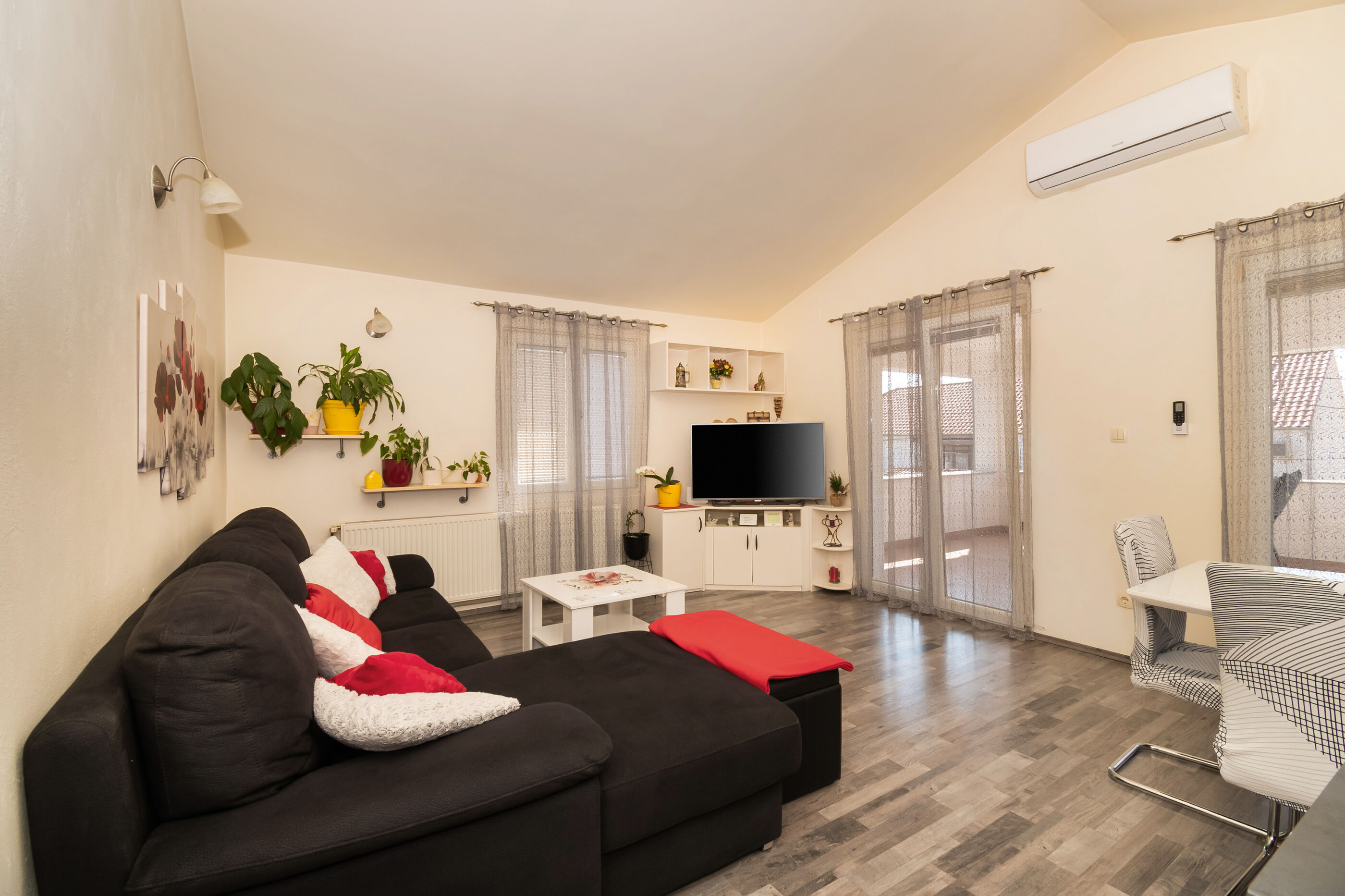 Apartments Anita Tribunj 82741-A2