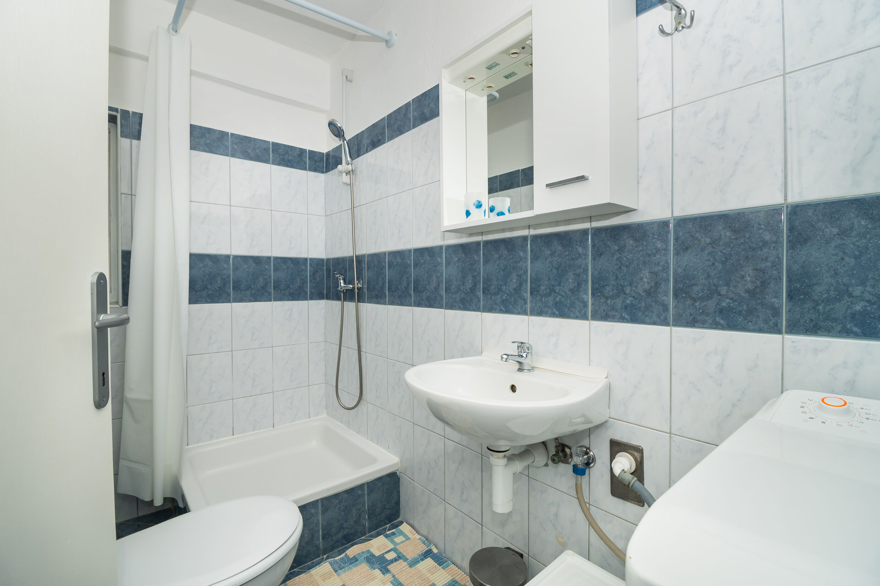 Apartments Anita Tribunj 82741-A1