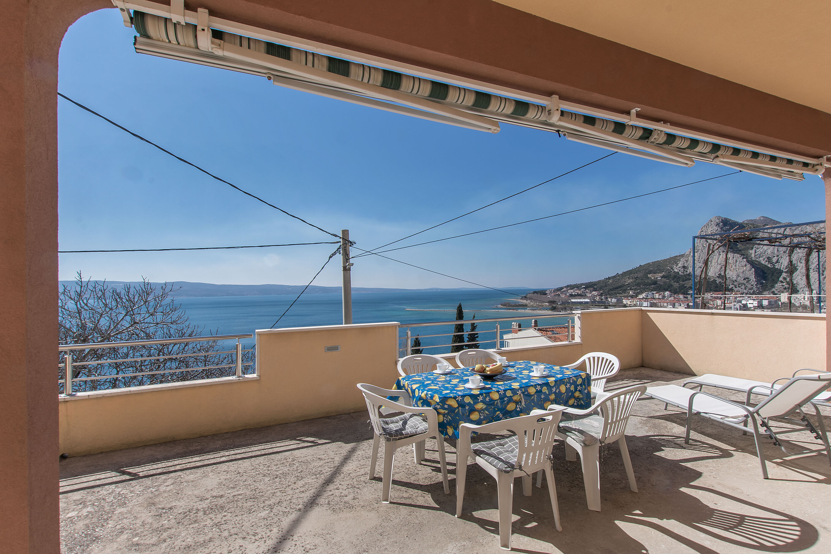 Apartment Sladana 84111-A1