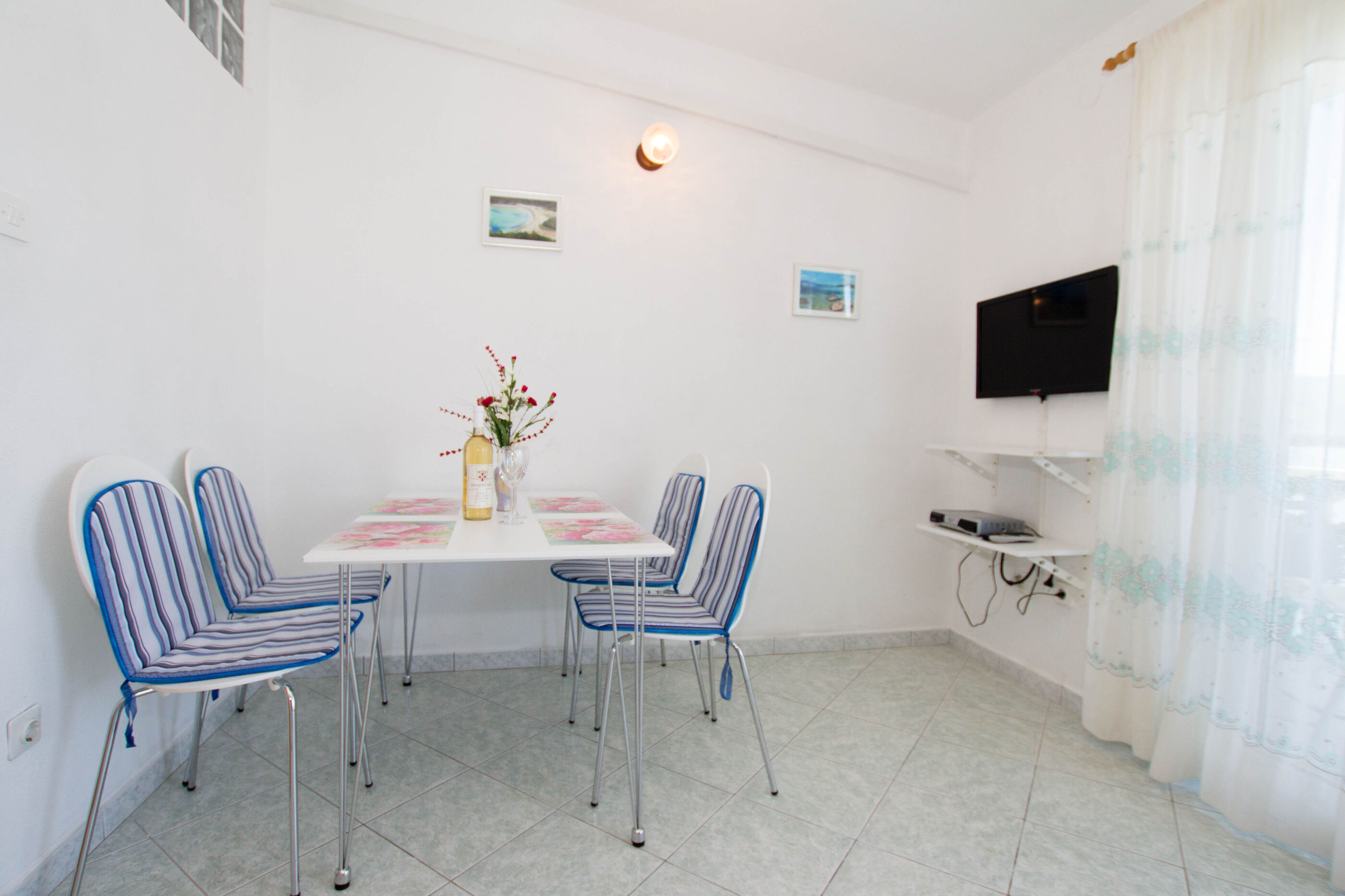 Apartments More 84421-A1