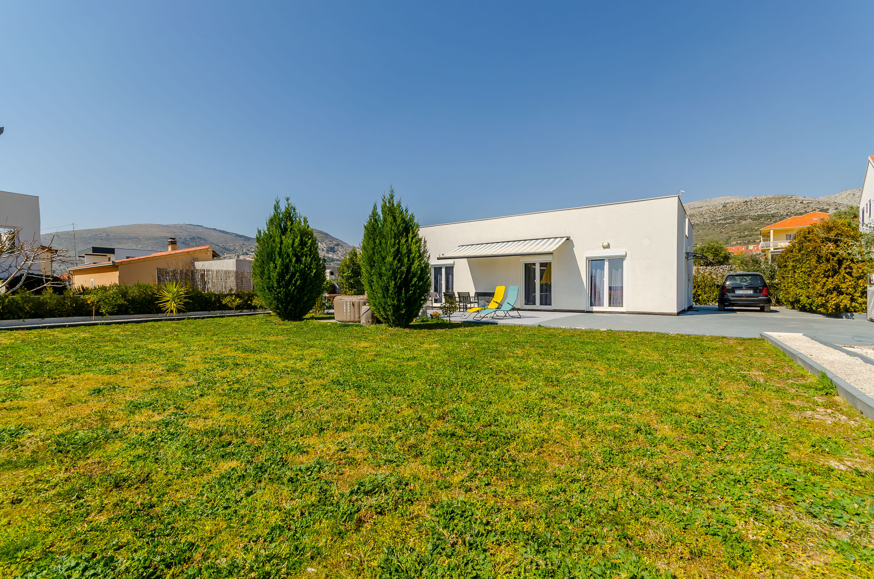 House Christine 84431-K1