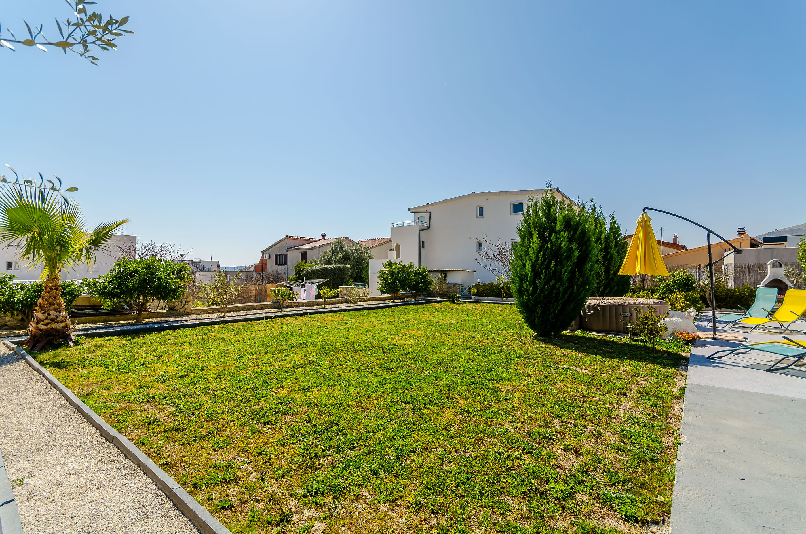 House Christine 84431-K1