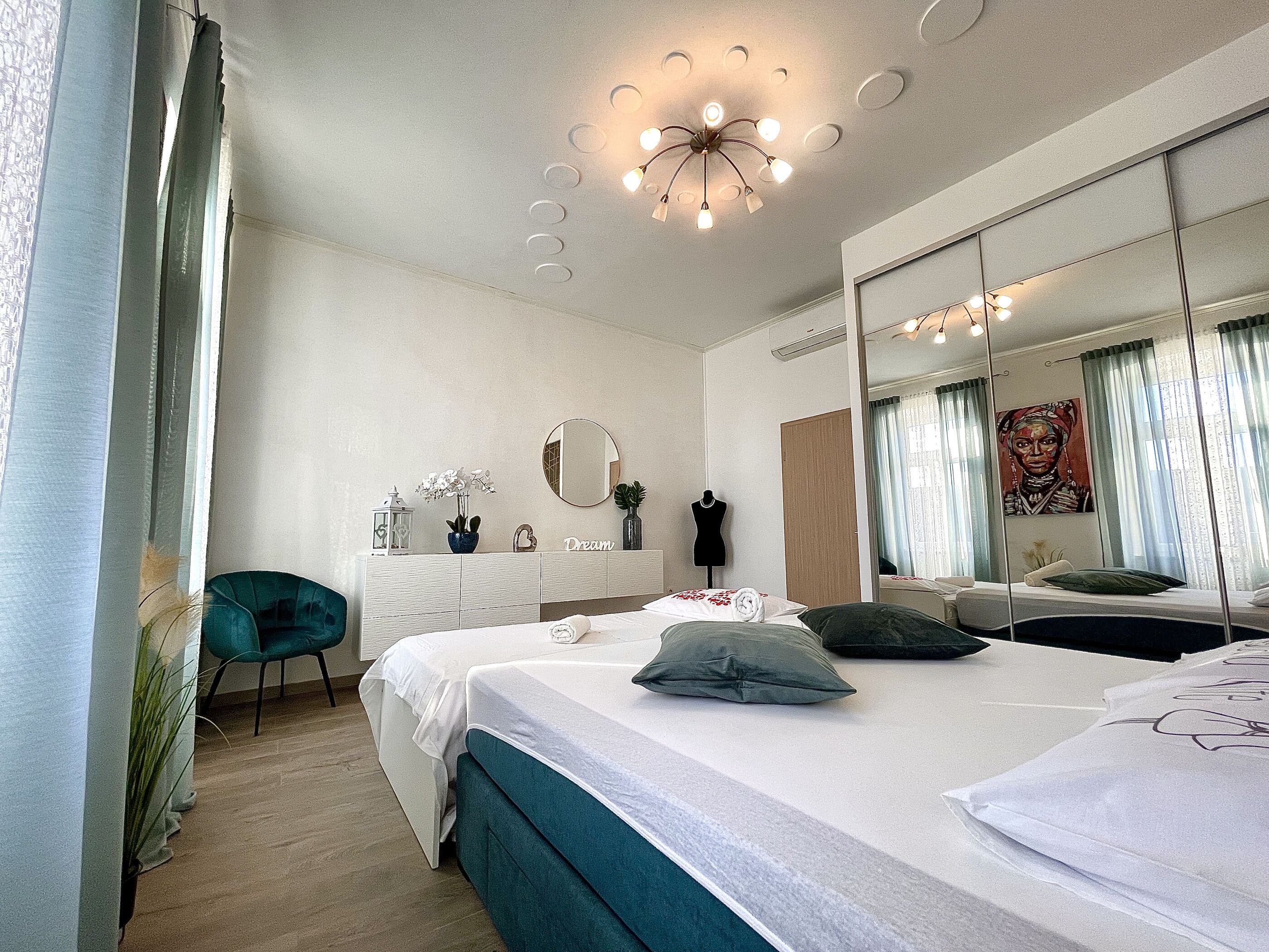 House NOLA 62528-A1