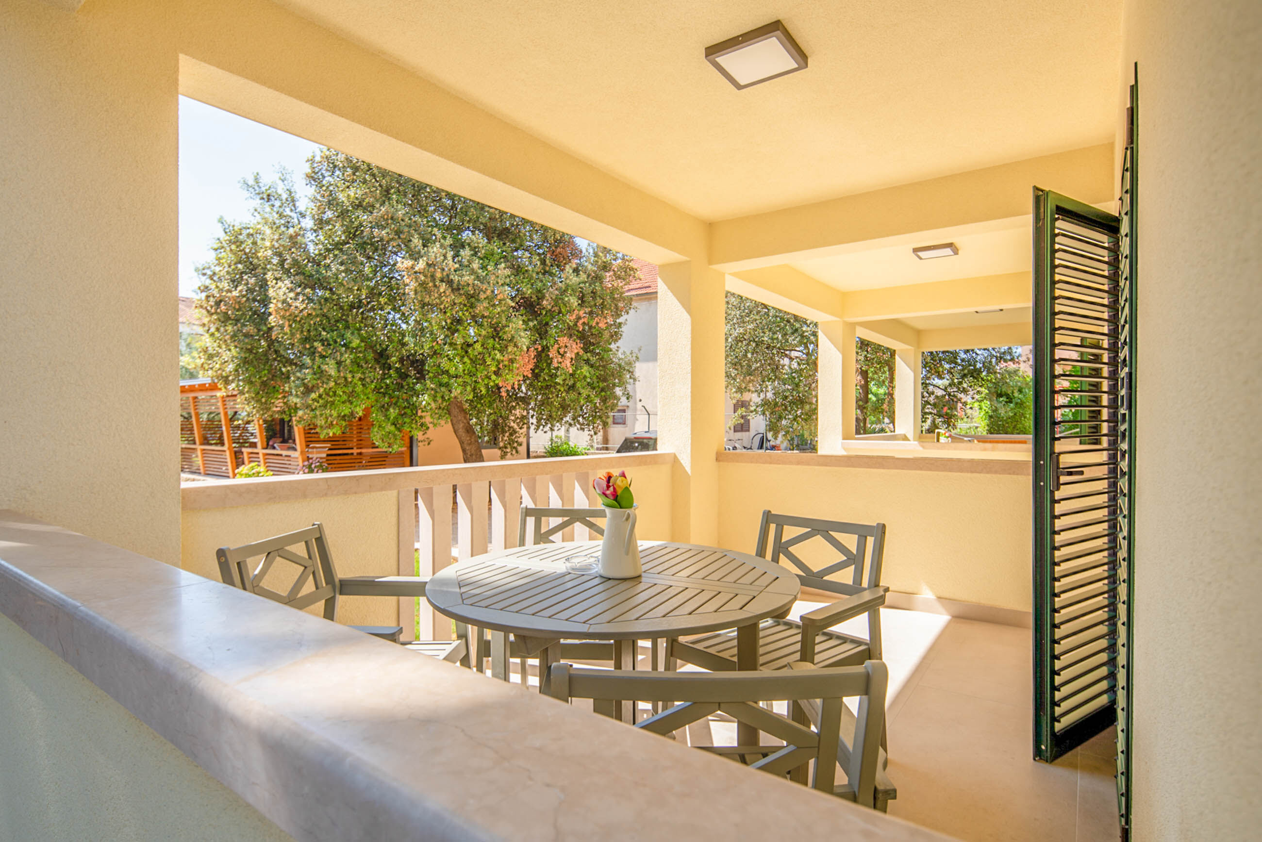 Apartments Zoe 84161-A1