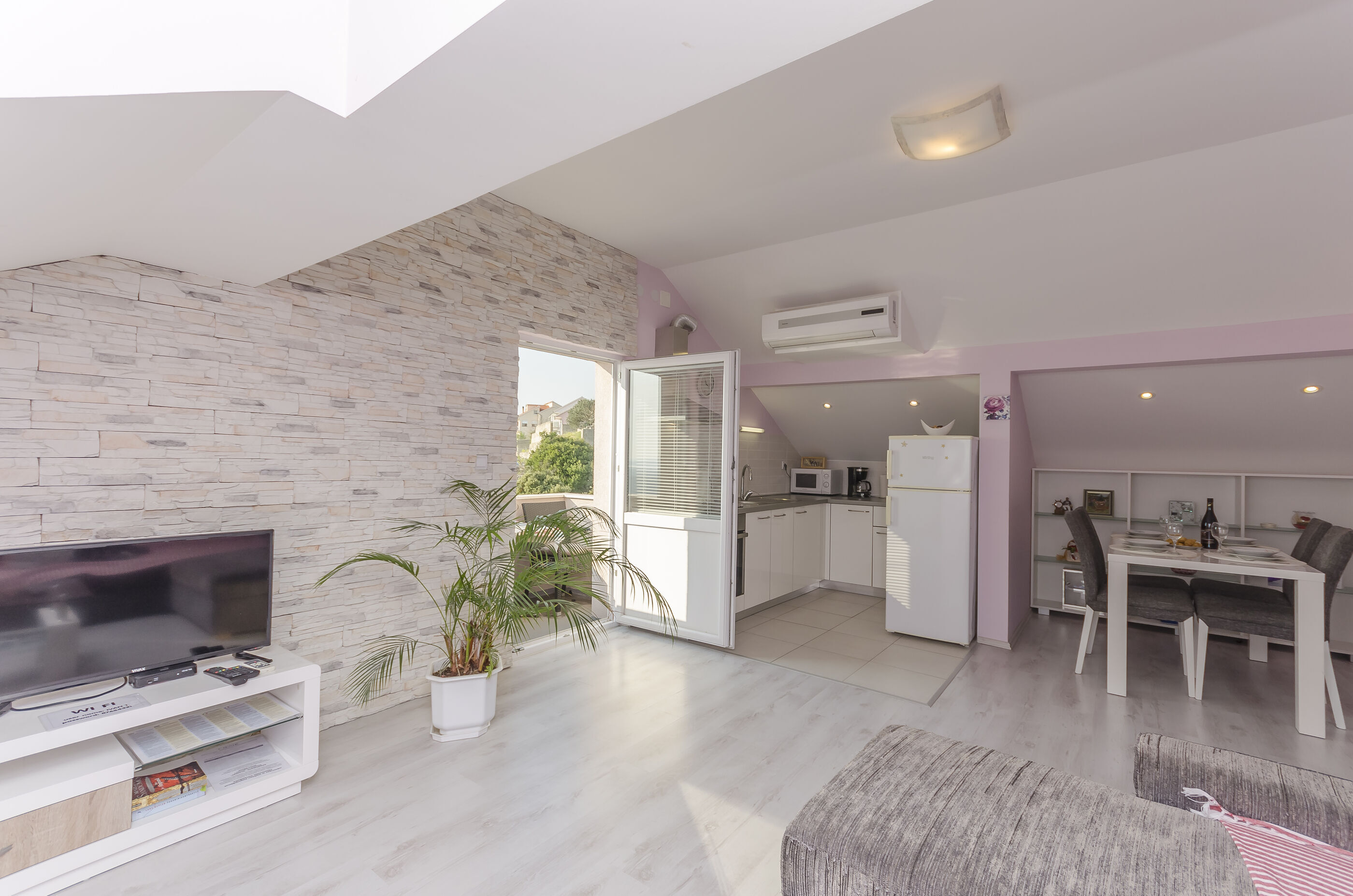 Apartment Golden Sunset 84451-A1