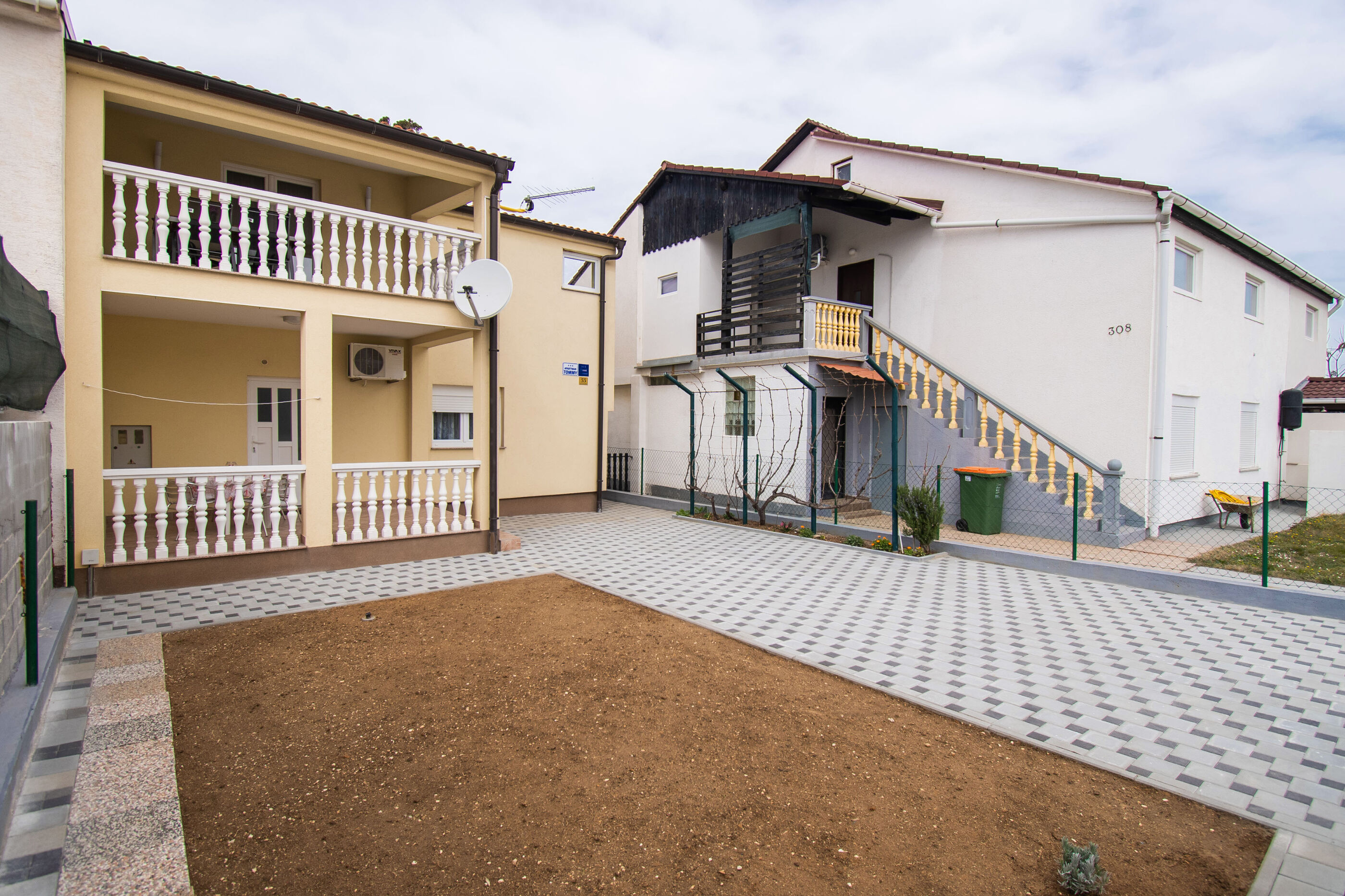 Apartment Tommy 83021-A1