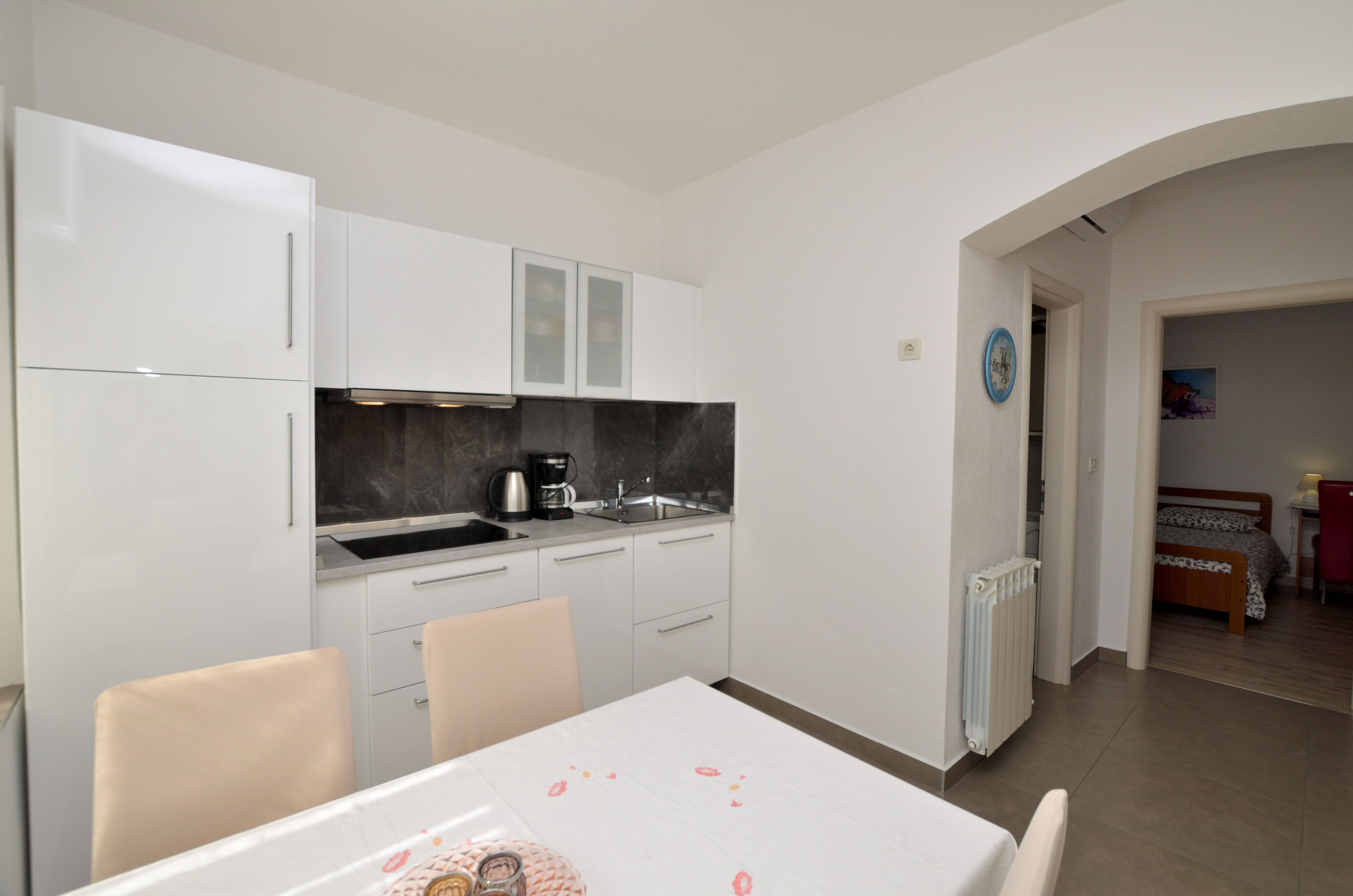 Apartments Nerina 73121-A2