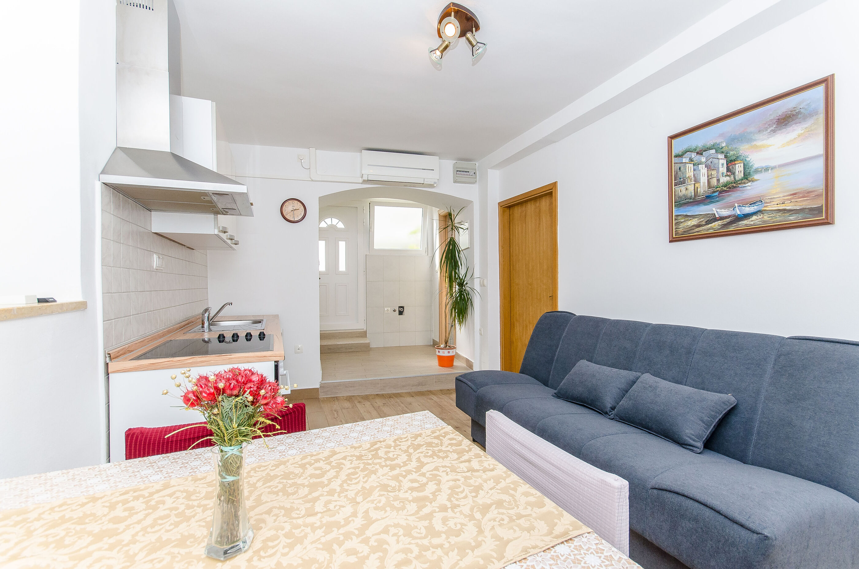 Apartment Ane 84561-A1