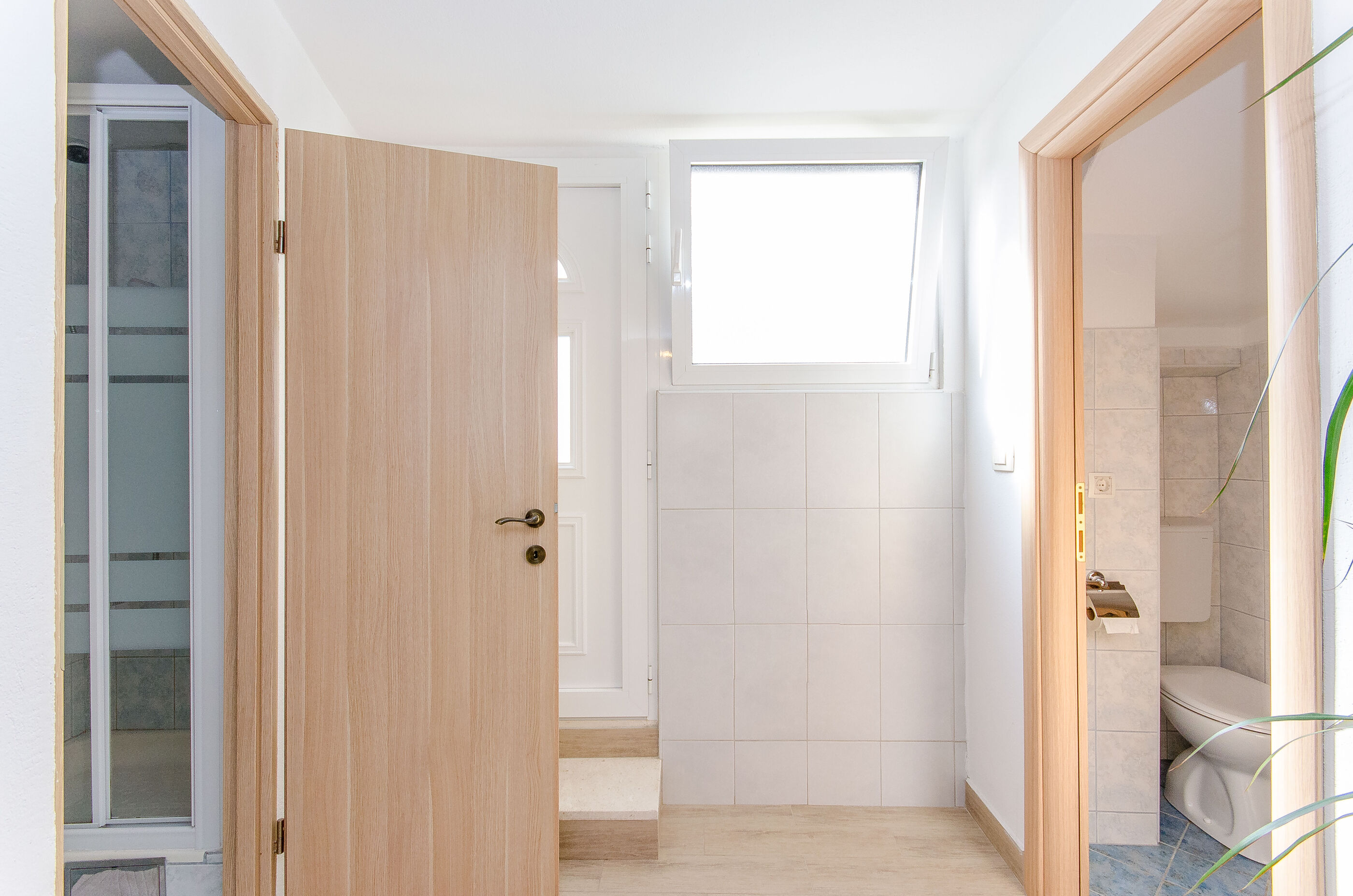 Apartment Ane 84561-A1