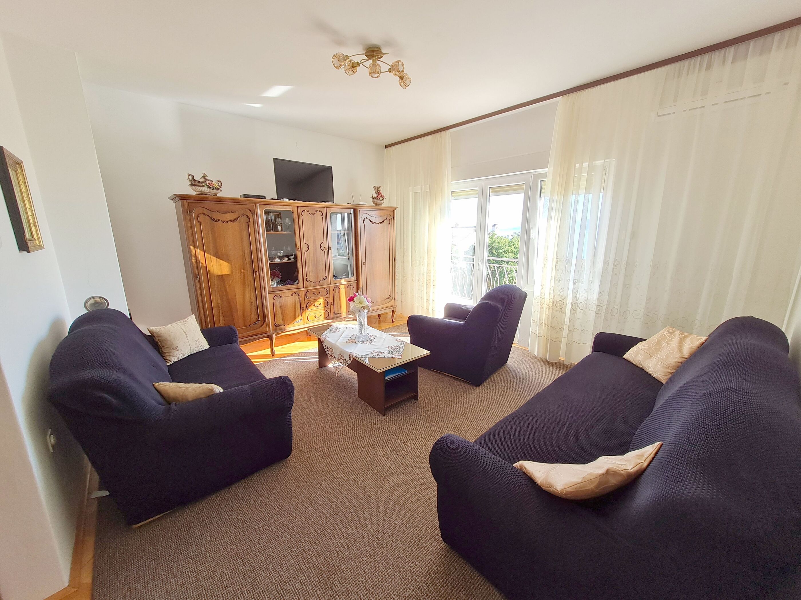 Apartments Vesna 82721-A1