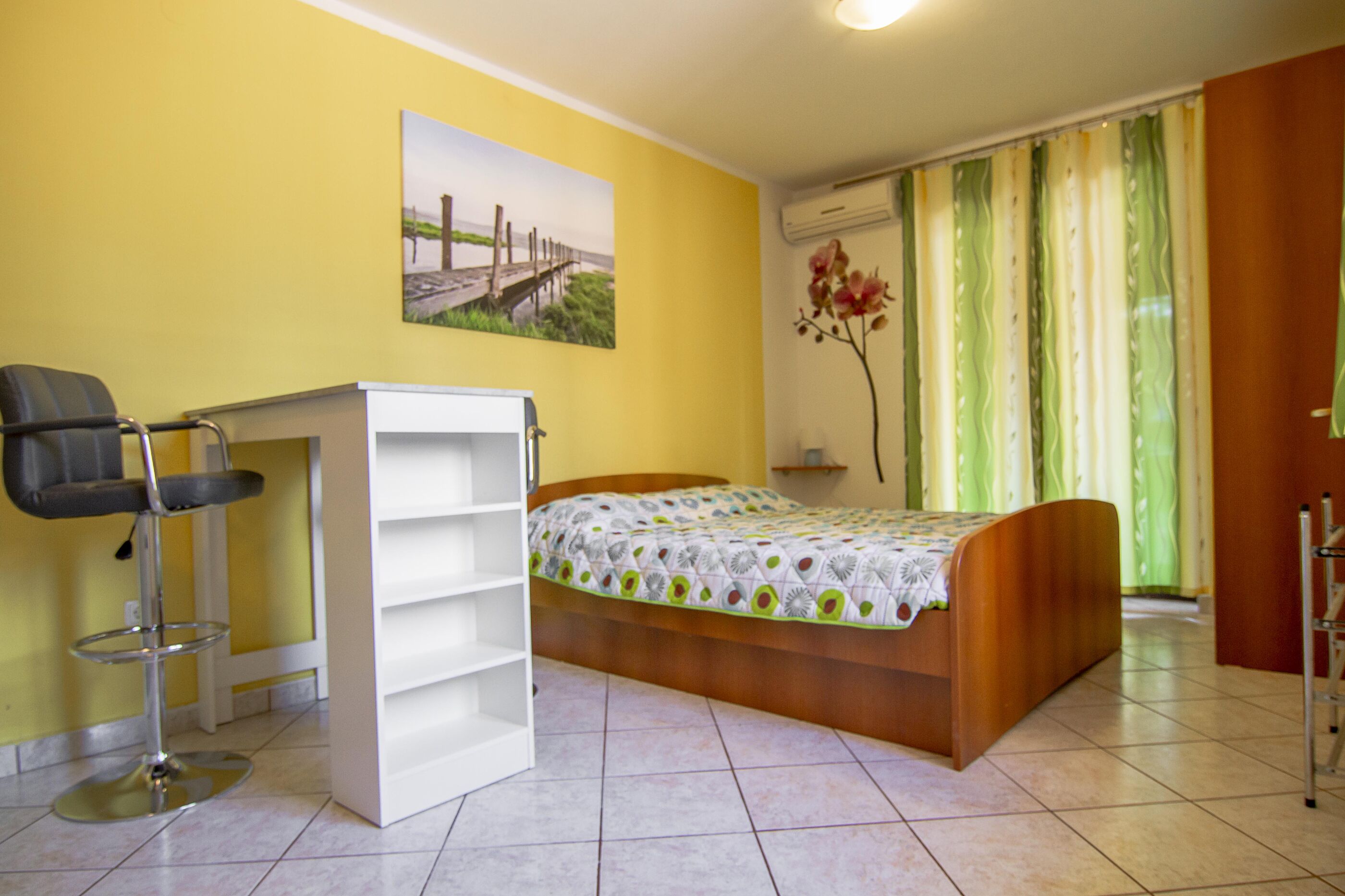 Apartments Edo 60341-A1